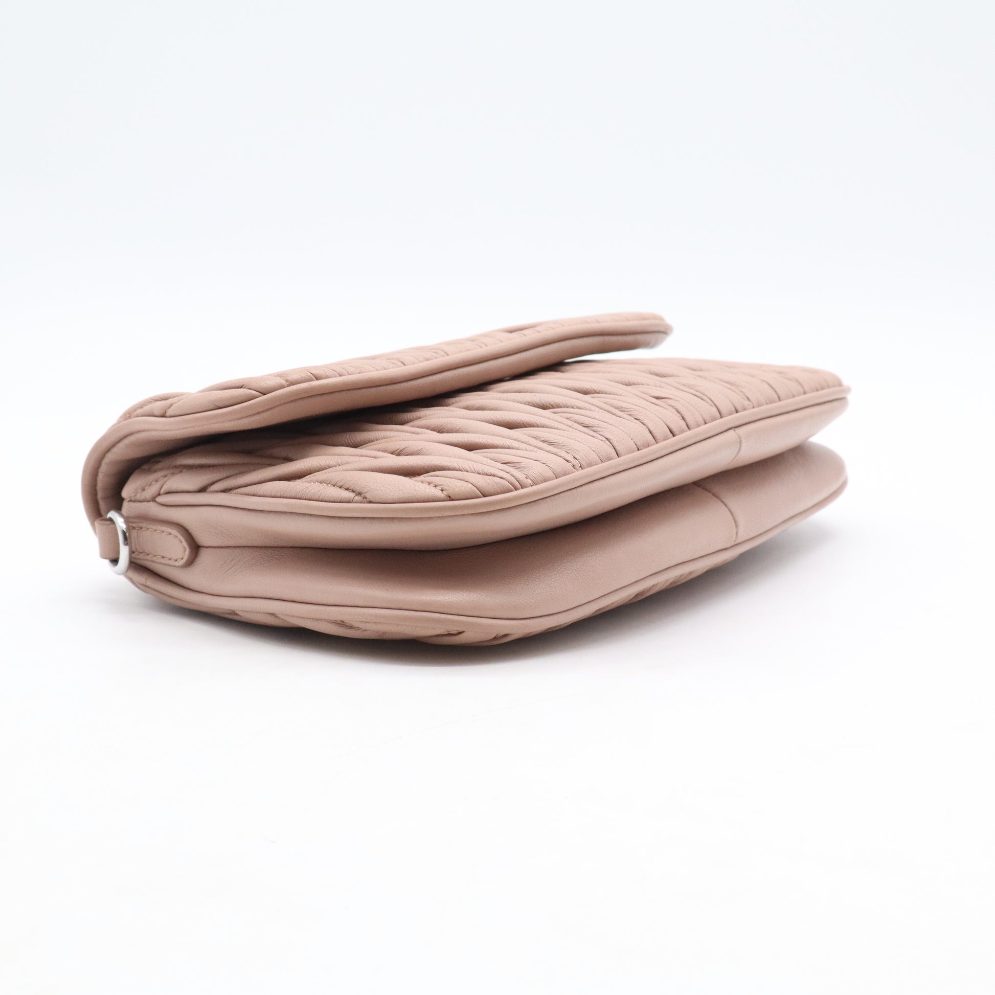 Nappa Matelasse Flap Cammeo B21763