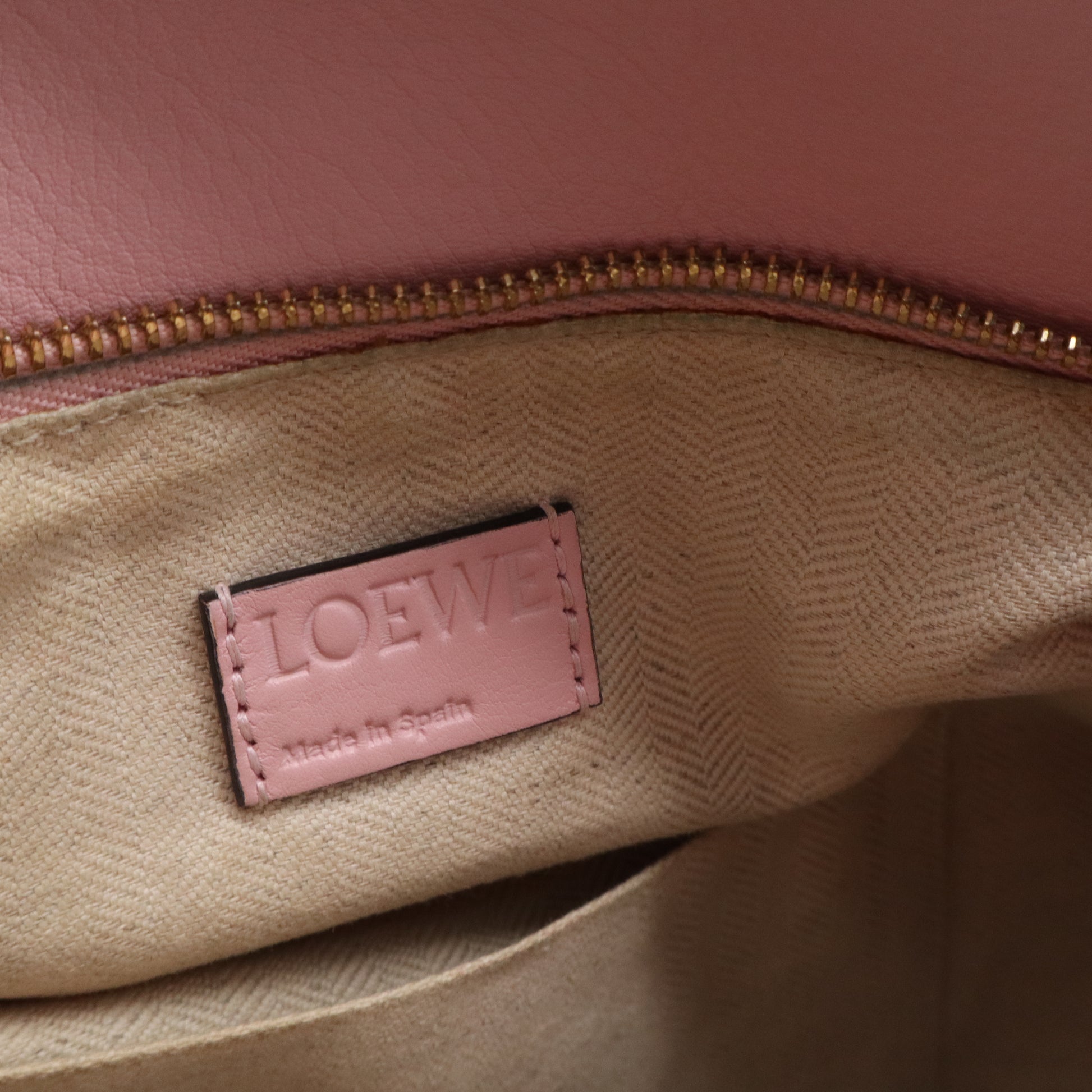Puzzle Bag Leather Medium Baby Pink B21080
