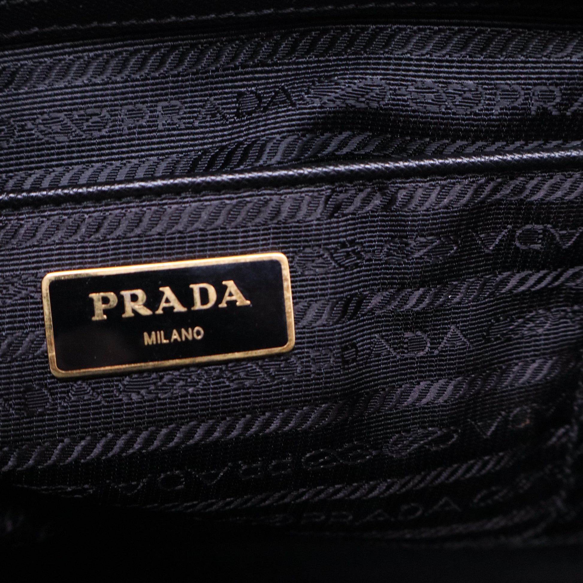 Double Zip Lux Tote Saffiano Leather Large B20567
