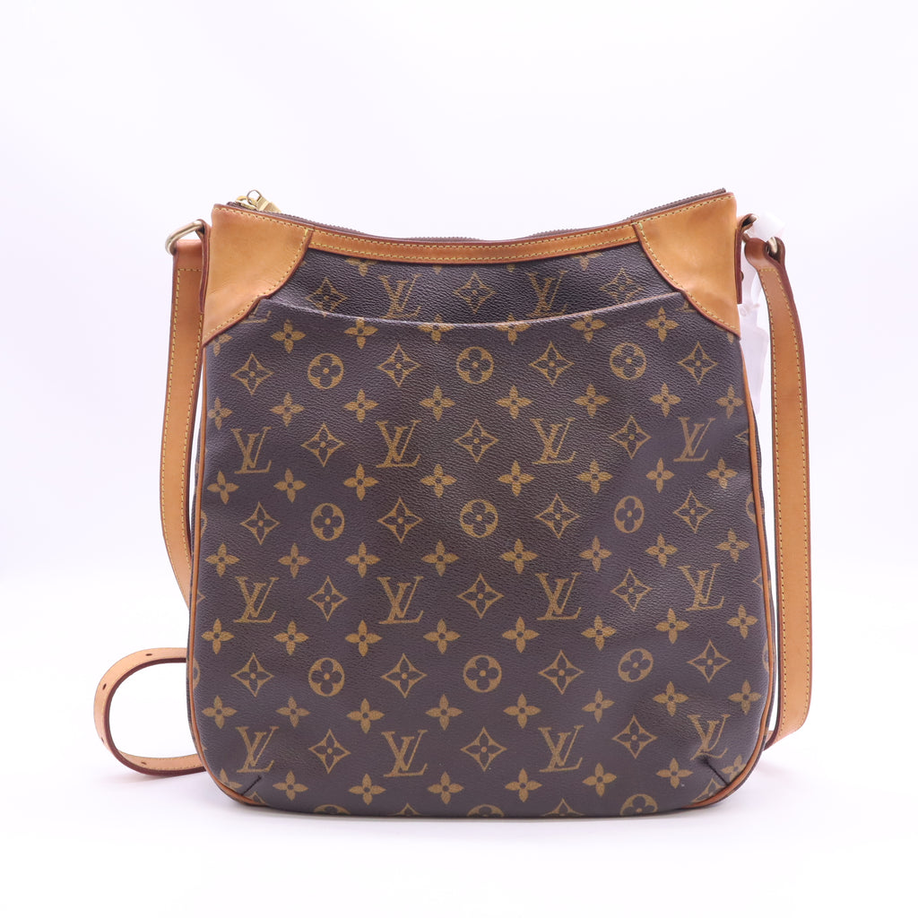 Louis Vuitton Monogram Odeon MM B24426