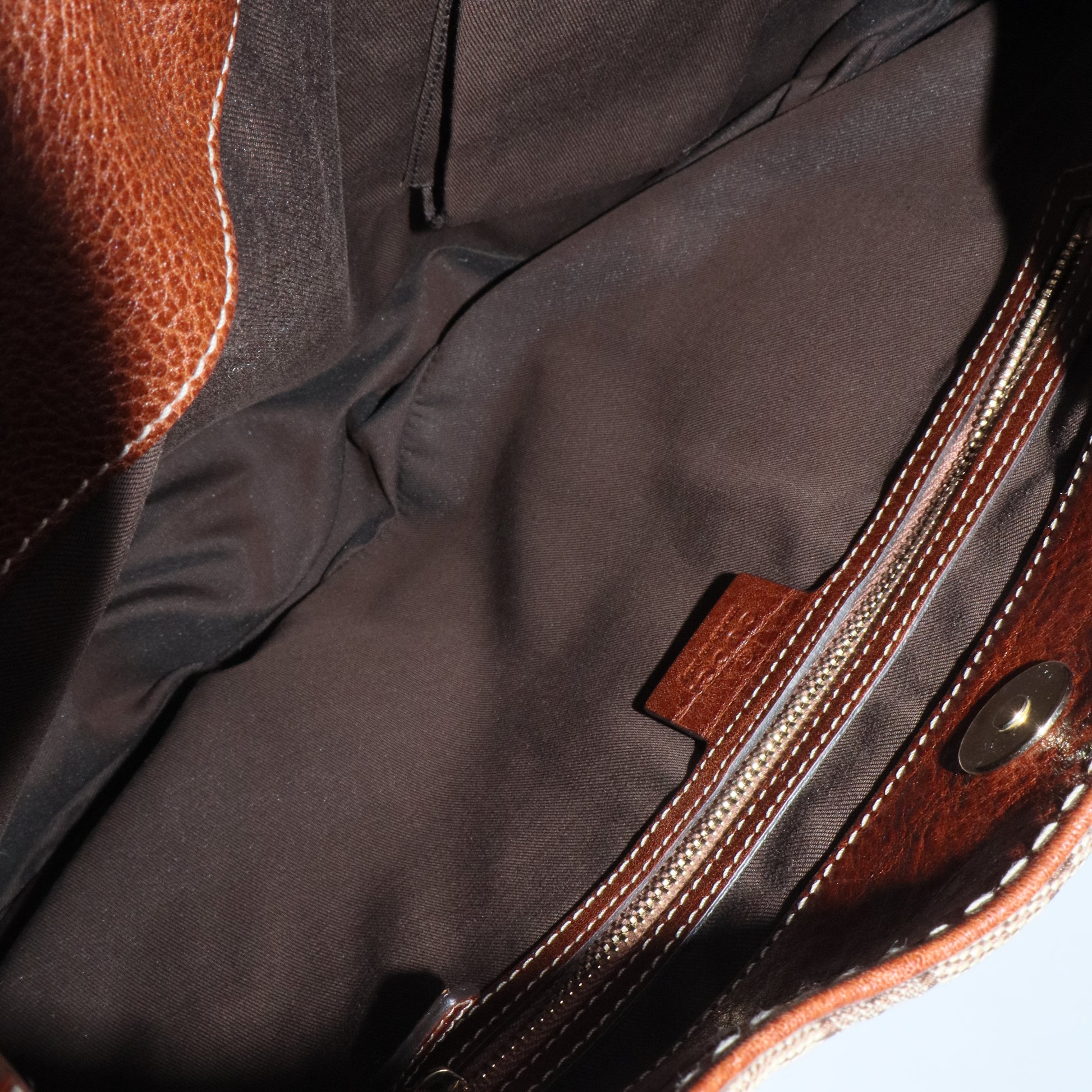 Monogram Medium Charlotte Hobo Brown Sold Out B20604