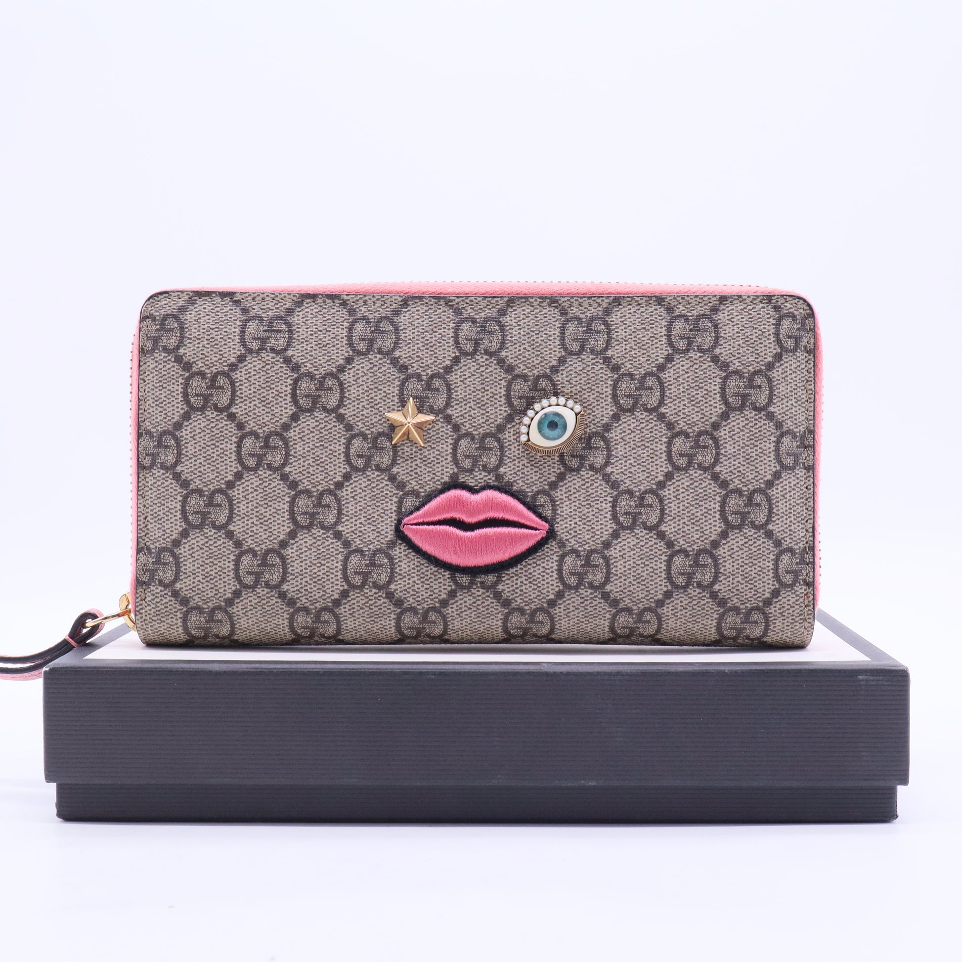 GG Supreme Monogram Embroidered Face Zip Around Wallet Pink W20142