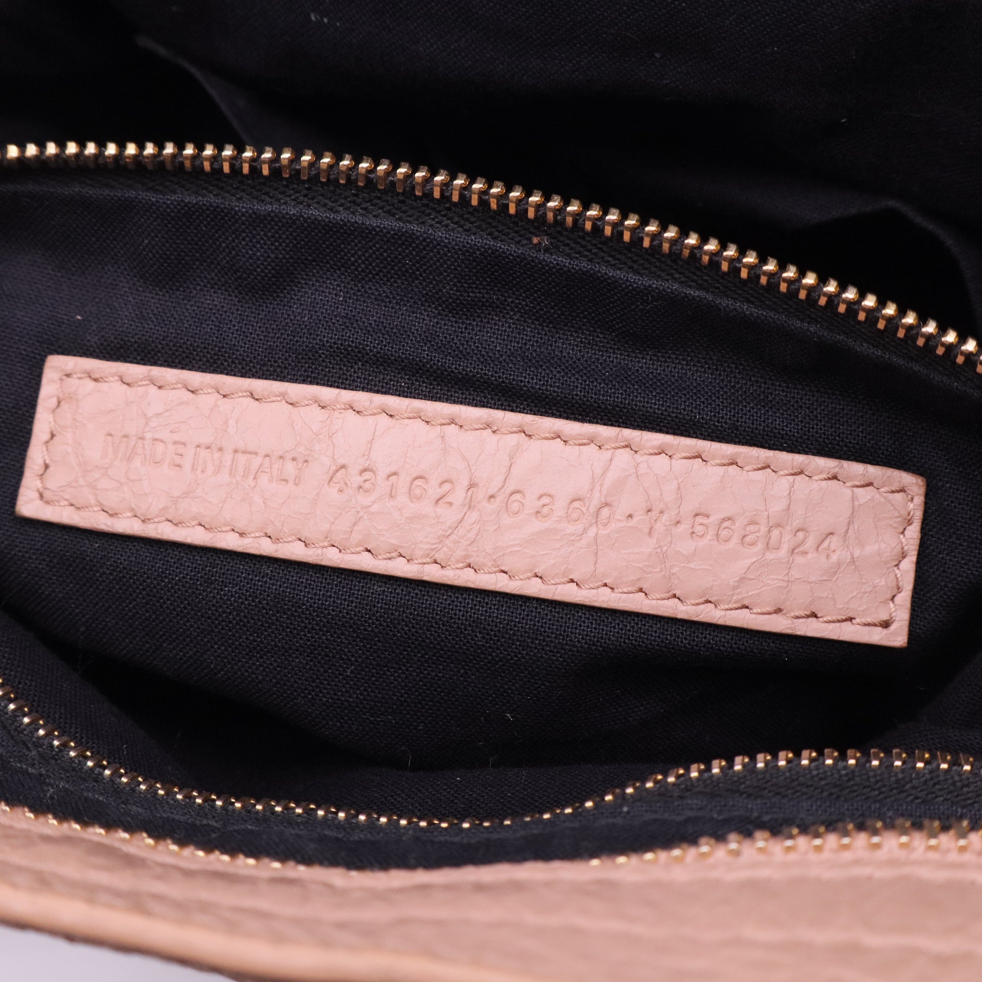 Rose Des Sables Grained Chevre Leather Metallic Edge Motorcycle City Bag Twins