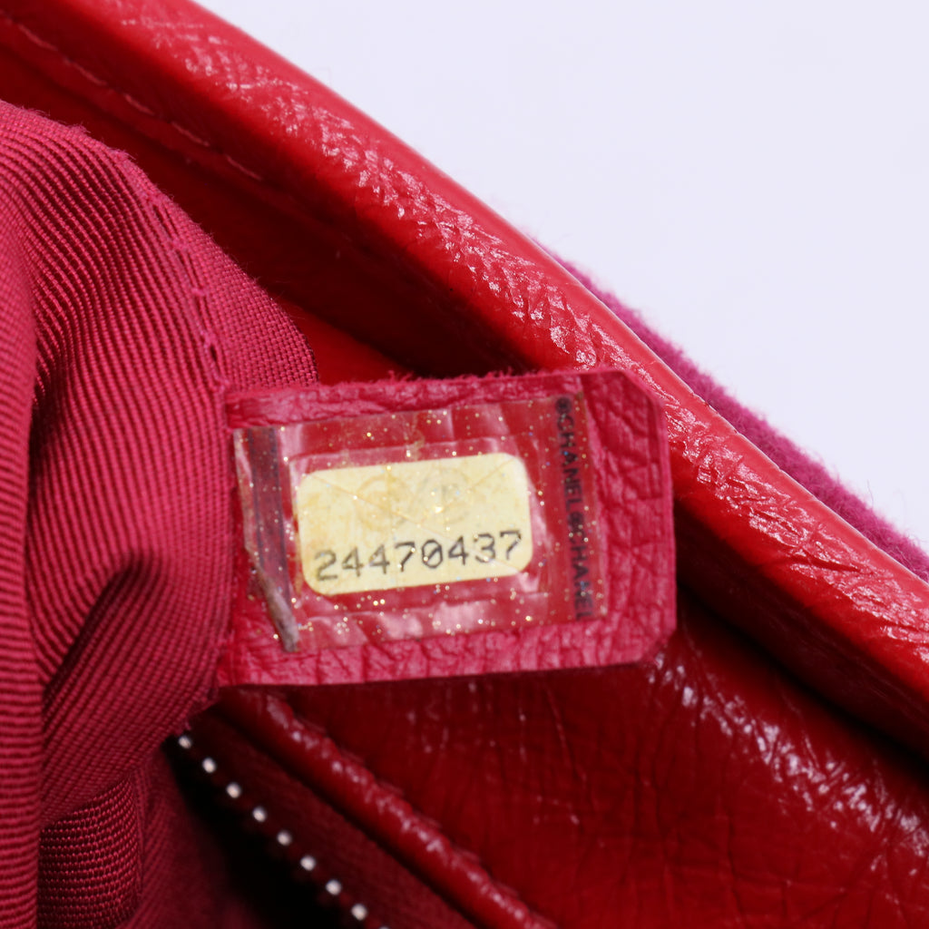 Chanel Wool Calfskin Quilted Gabrielle Hobo Red  B21523
