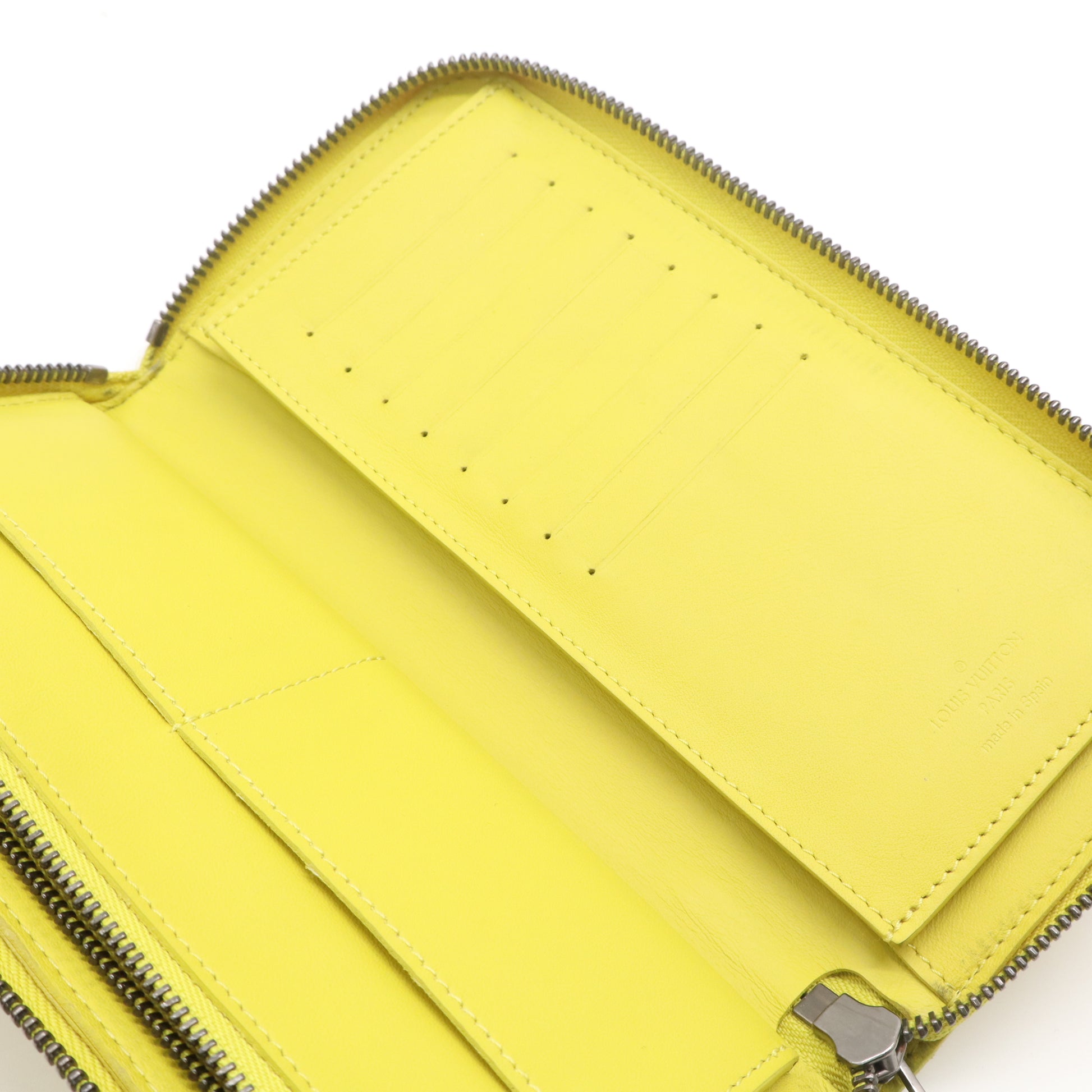Louis Vuitton Damier Infini Zippy Wallet Vertical W22440