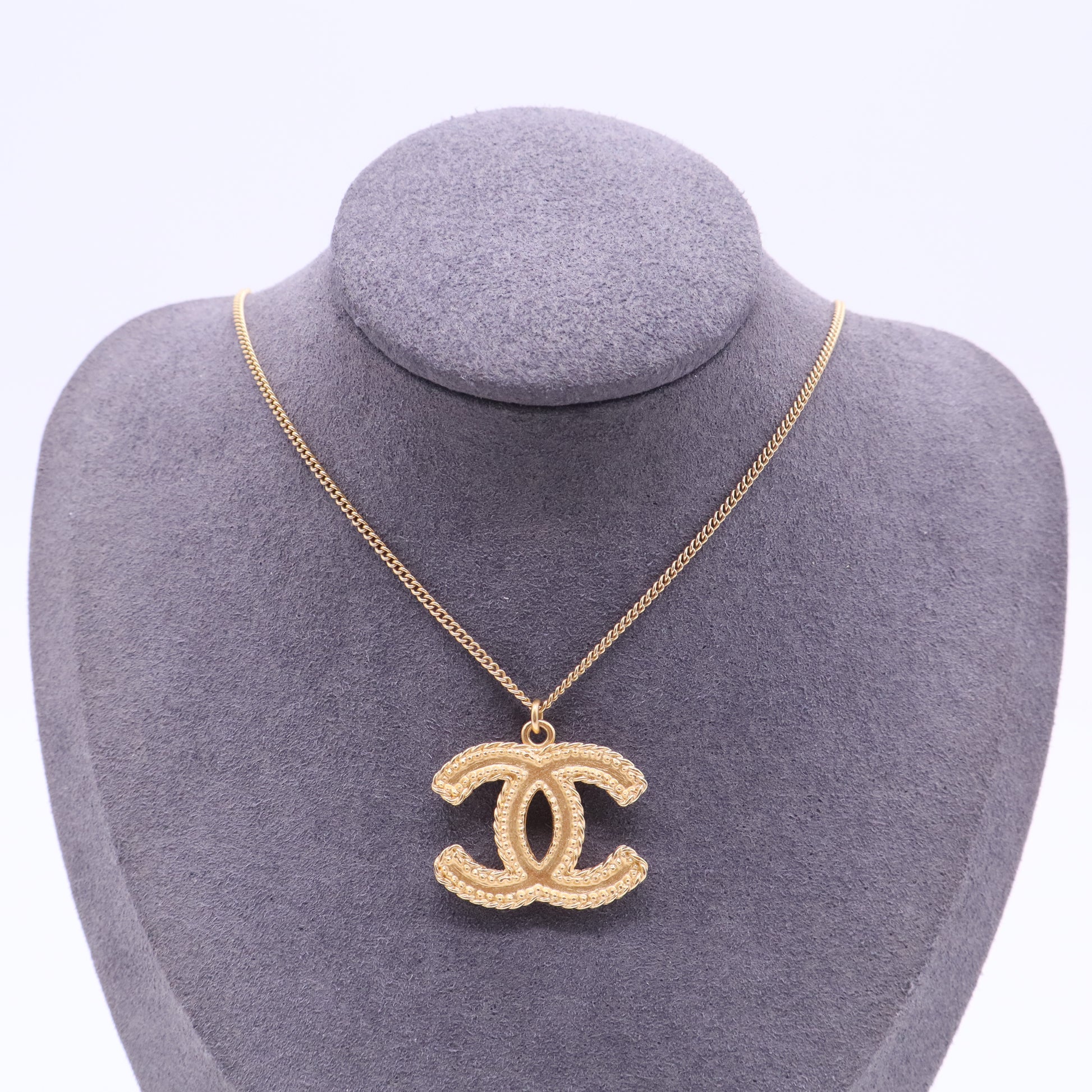 CC Necklace Matte Gold w20193