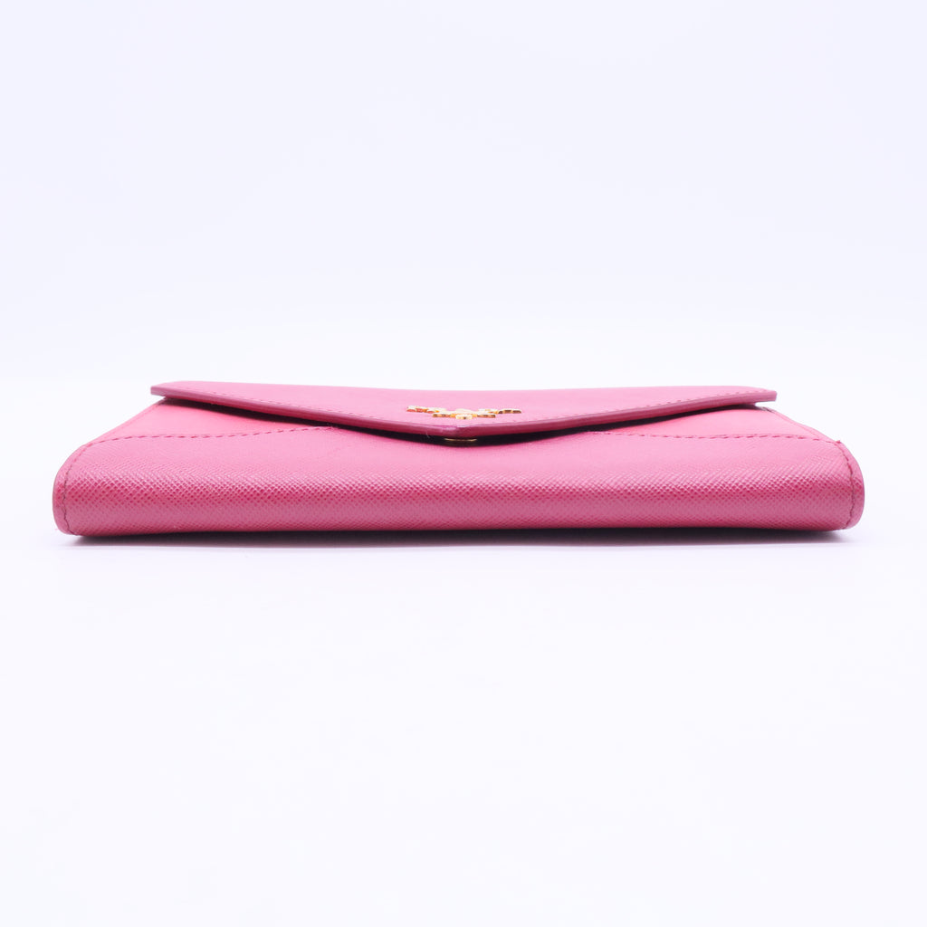 Autre Marque Prada Saffiano Bicolor Letter Wallet W20088