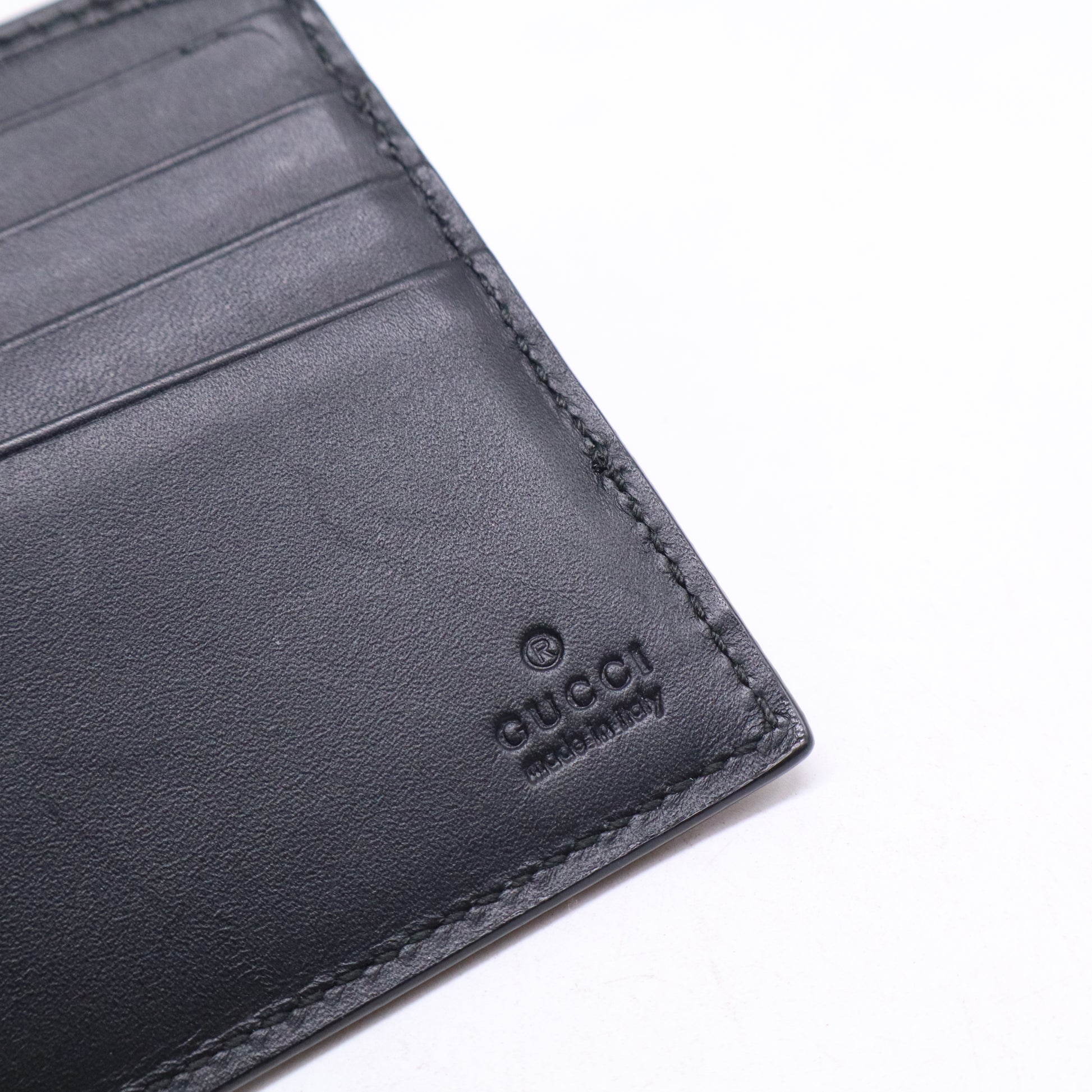 Gucci GG Supreme Wallet with Leather Detail W21044