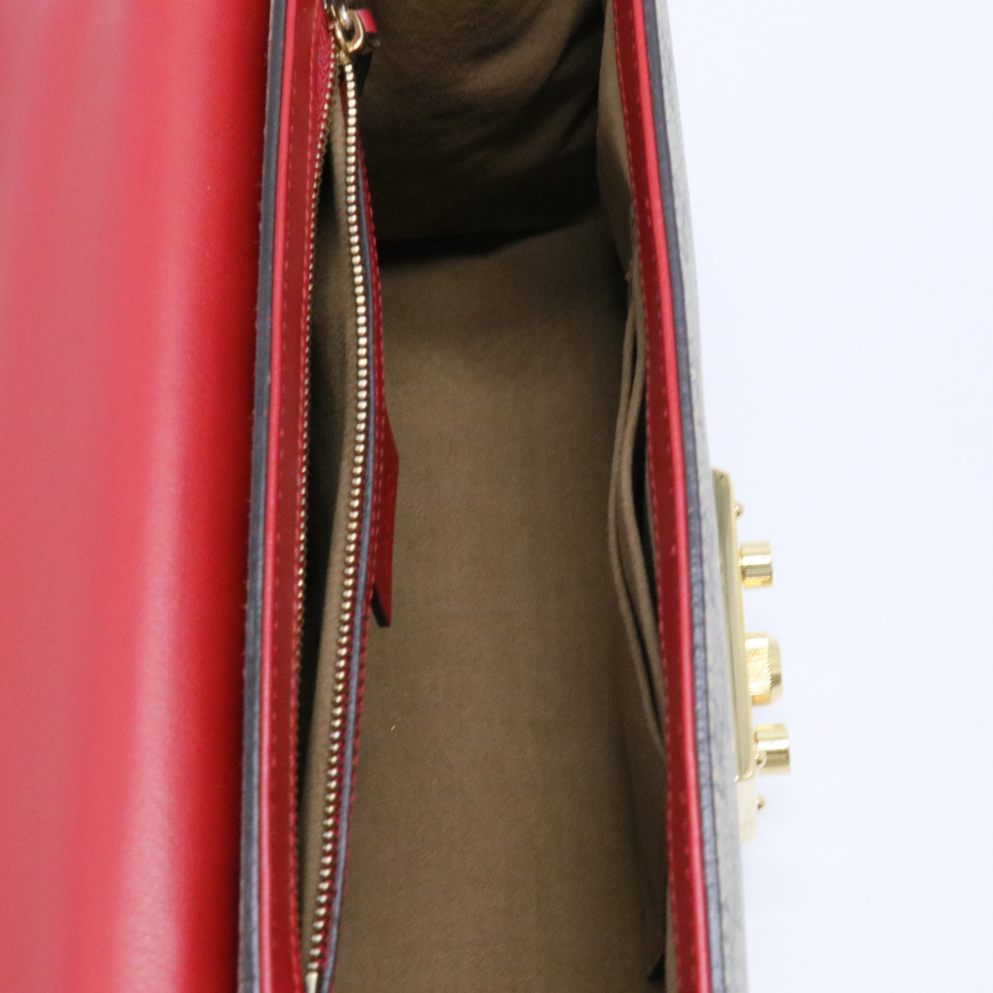 Red GG Supreme Coated Canvas Padlock Medium Shoulder Bag