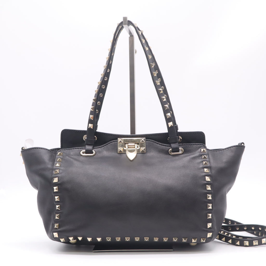 Valentino Garavani Rockstud Medium Leather Trapeze Tote Bag B21825