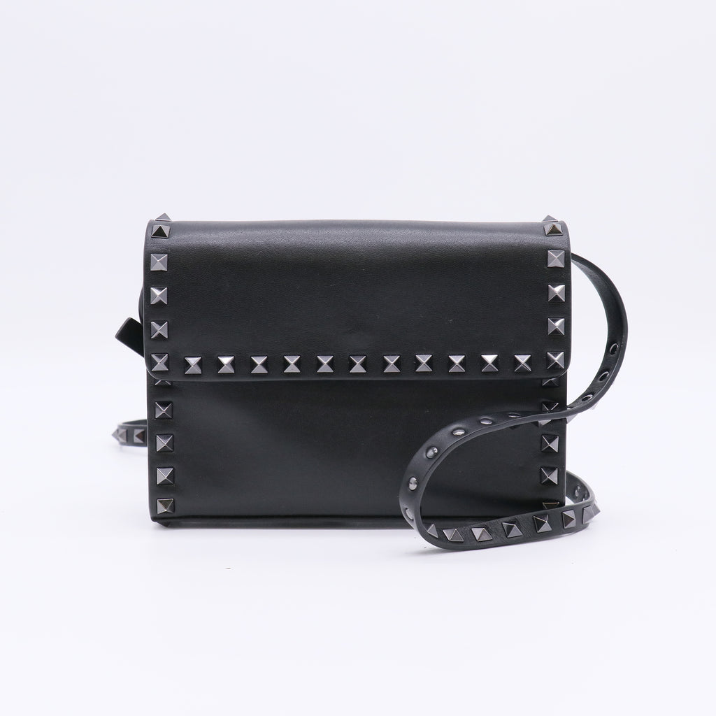 Valentino Garavani Rockstud Smooth Leather Flap Crossbody Bag B23045