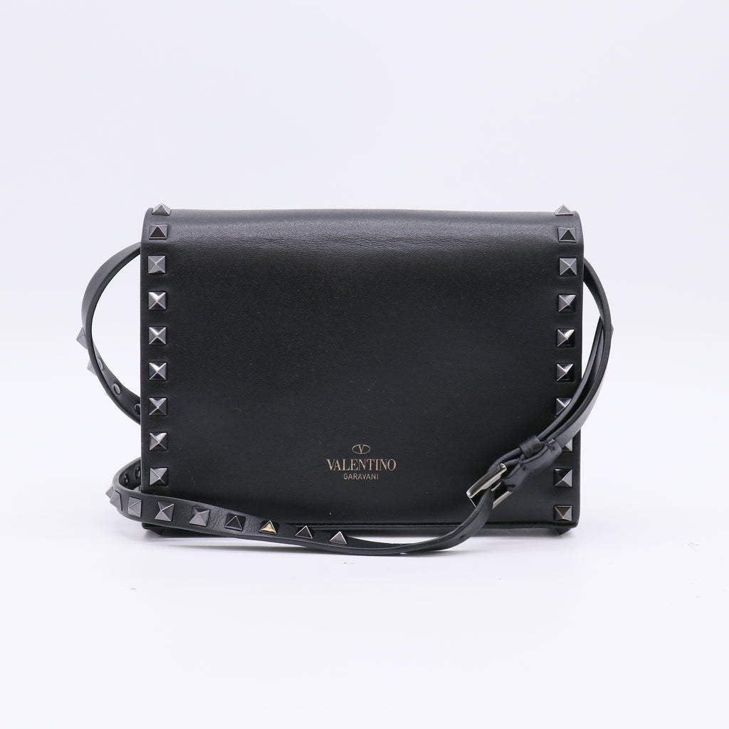 Valentino Garavani Rockstud Smooth Leather Flap Crossbody Bag B23045