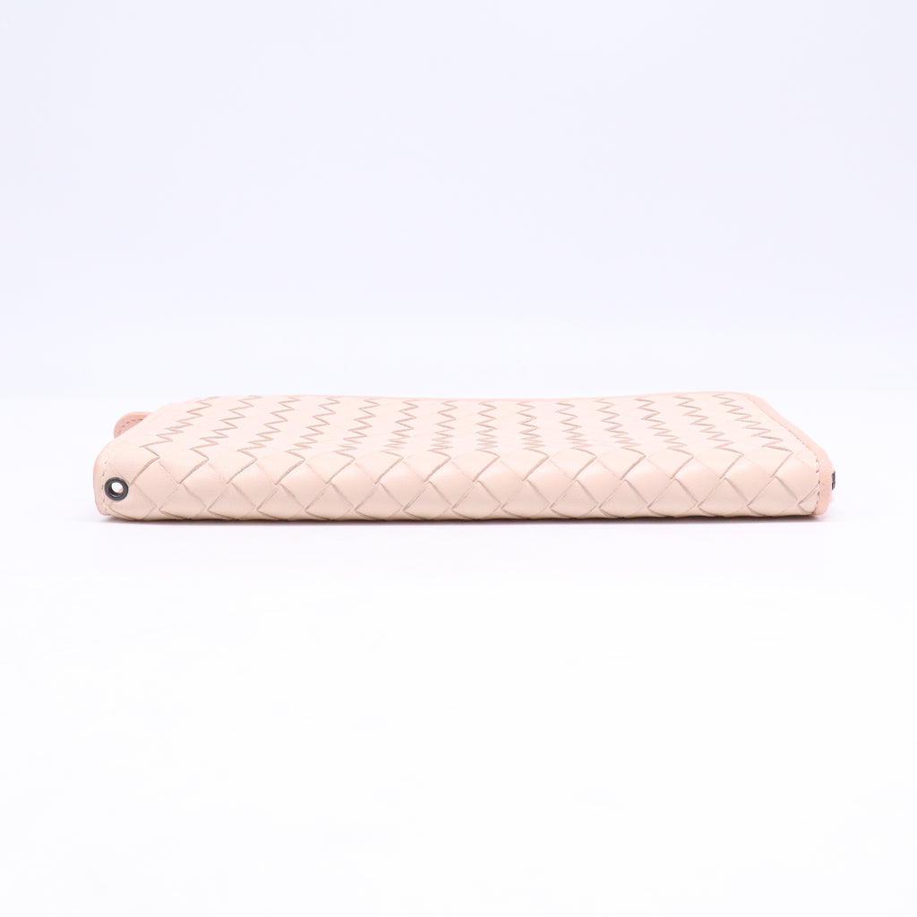 Bottega Veneta Intrecciato L-Shaped Zipper Wallet W21209