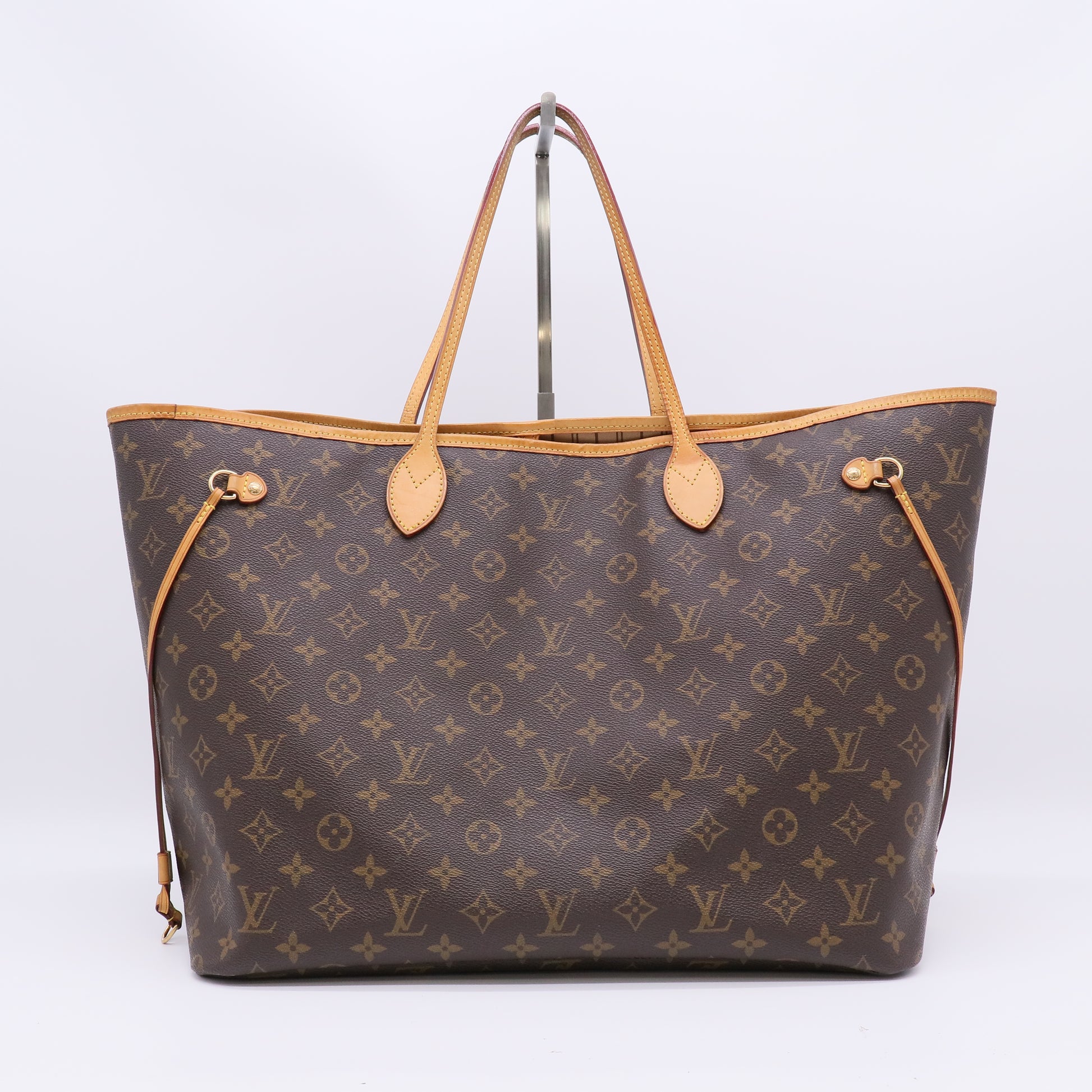 Louis Vuitton Neverfull GM Monogram Canvas Tote Bag B22784