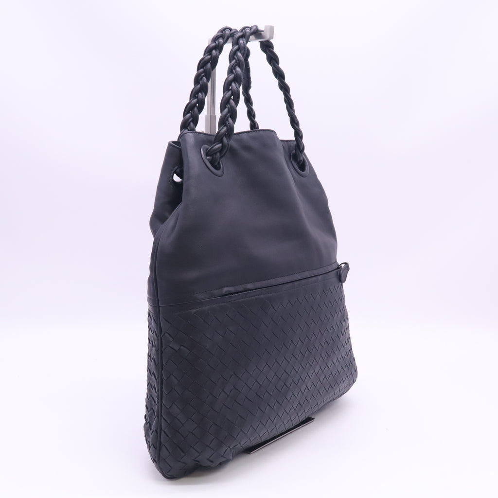 Julie Tote Intrecciato Nappa Medium B24671
