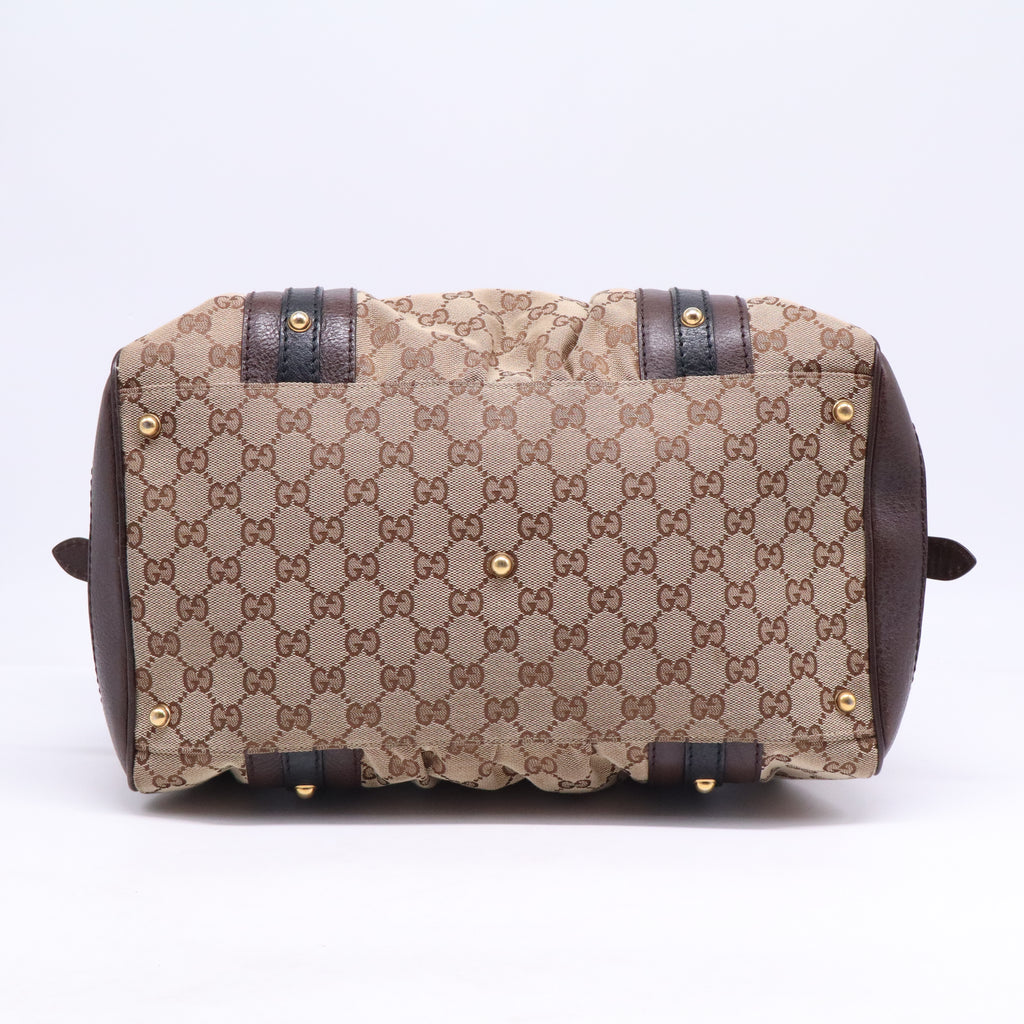Interlocking Boston Bag GG Canvas Medium B21297