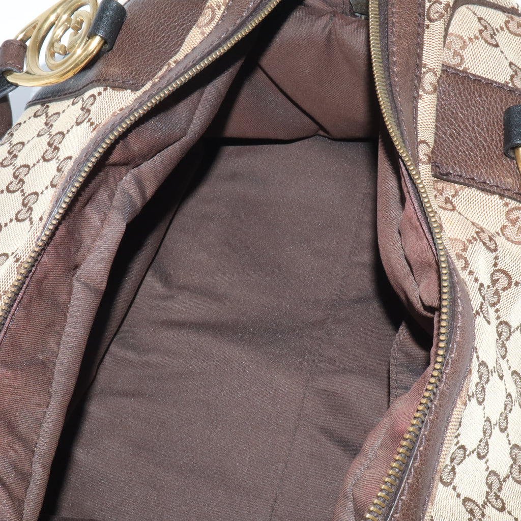 Interlocking Boston Bag GG Canvas Medium B21297