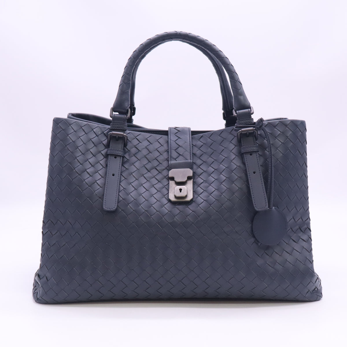 Nappa Intrecciato Medium Roma Tote Black B24444