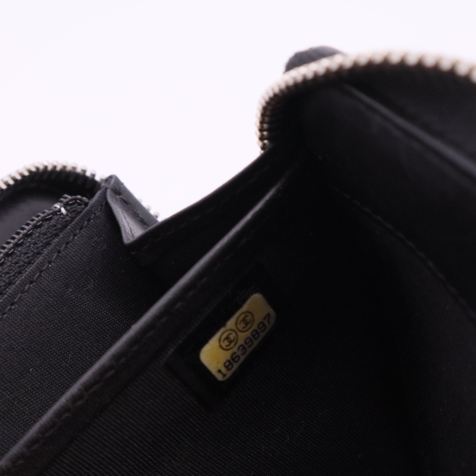 2011-2012 Interlocking CC Logo Continental Wallet