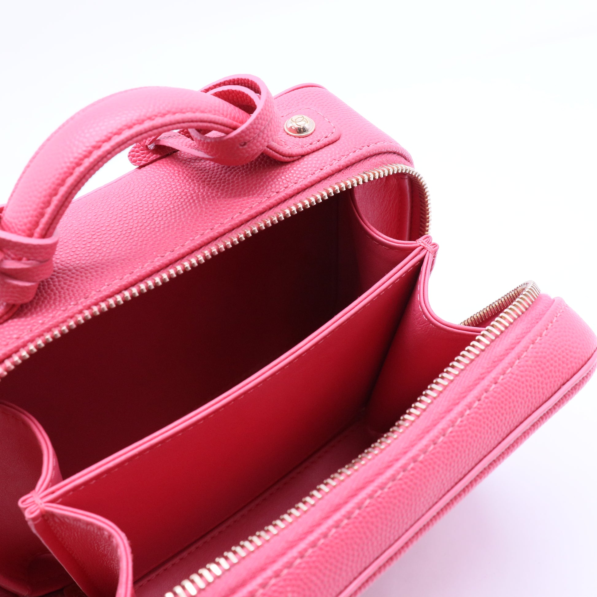 Filigree Vanity Case Quilted Caviar Small B20062