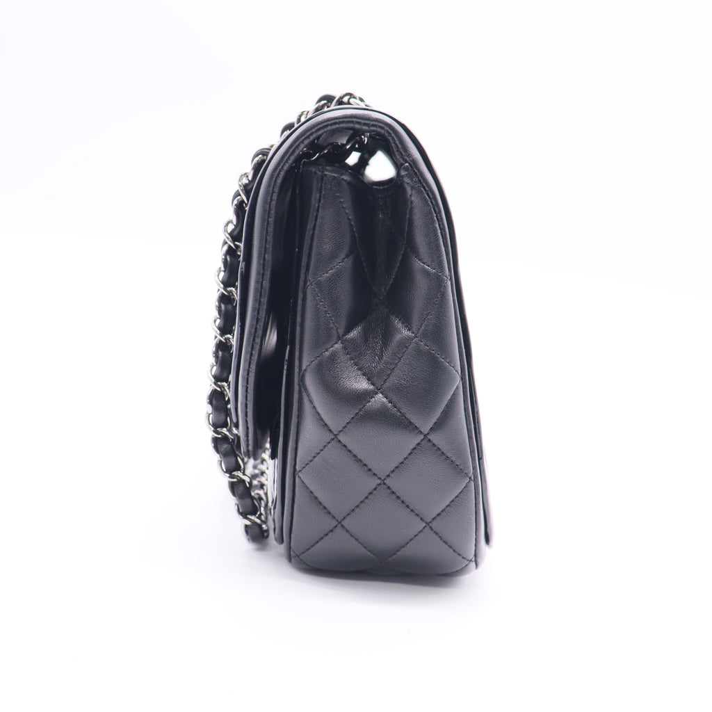 Classic Twist Flap Bag Quilted Patent with Lambskin Jumbo Twins LDJ2575
