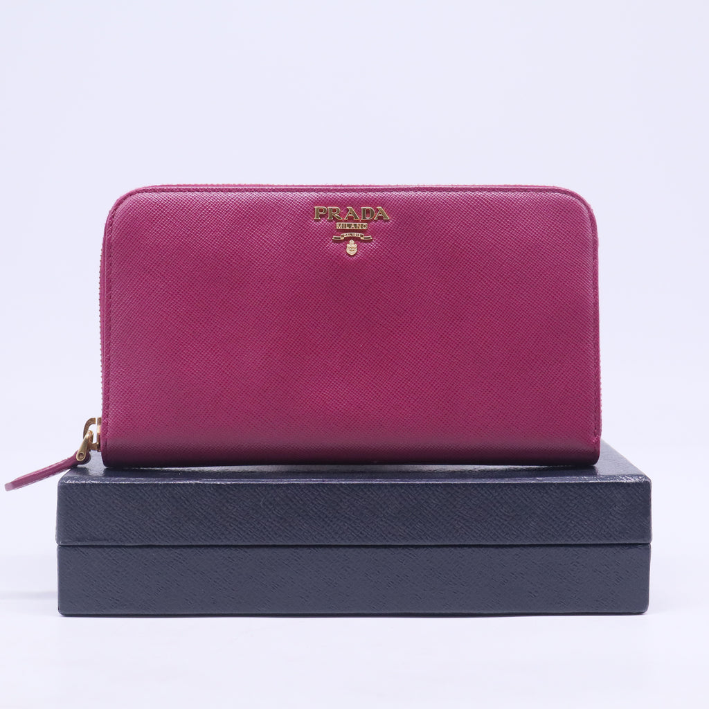 Saffiano Lux Leather Continental Wallet W20633