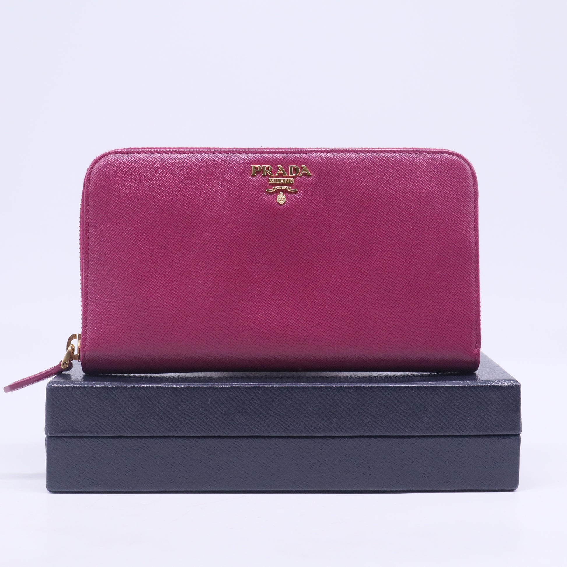 Saffiano Lux Leather Continental Wallet W20633