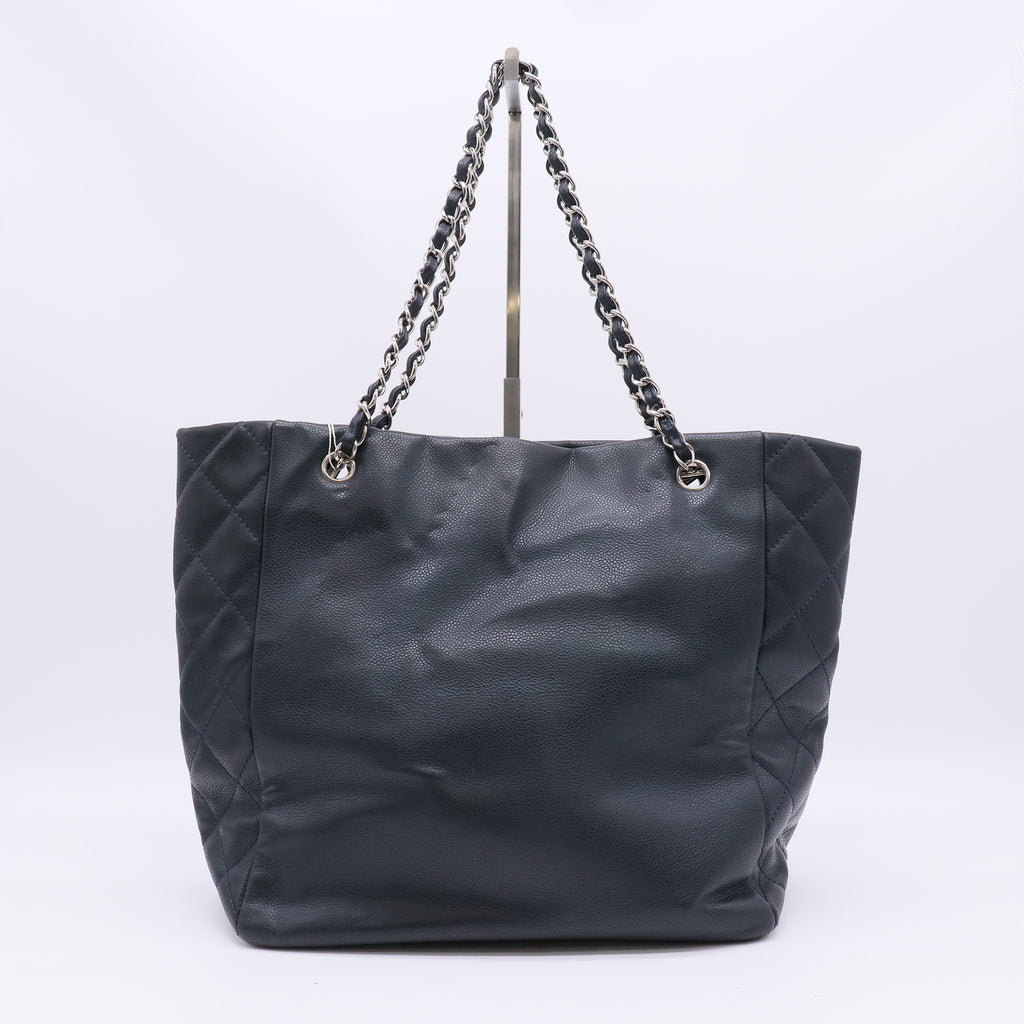 Chanel Soft Lambskin CC Medium Tote Black twins B23014
