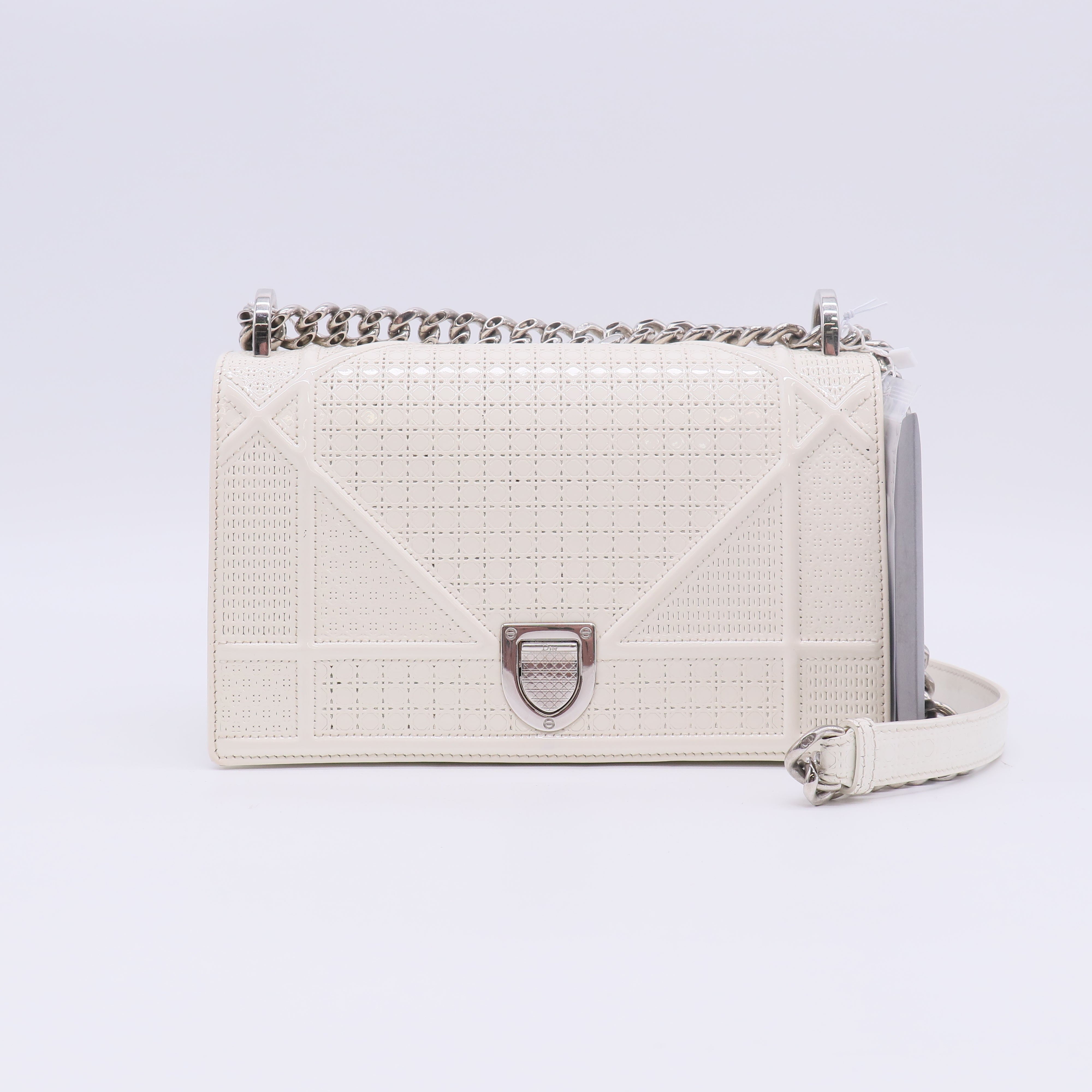 Christian Dior – LAW DIVINE LUX