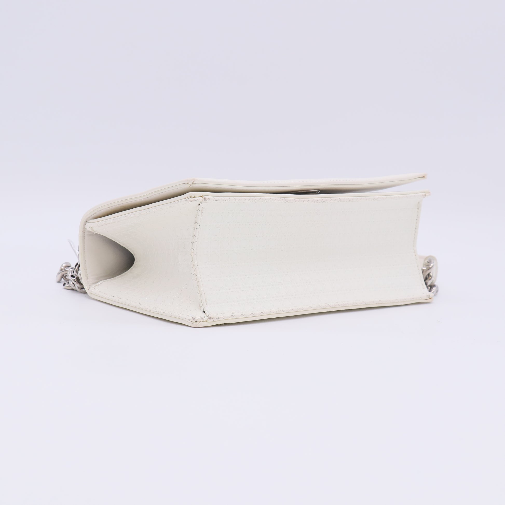 Christian Dior Patent Micro-Cannage Small Diorama Flap Bag White twins LDZ689