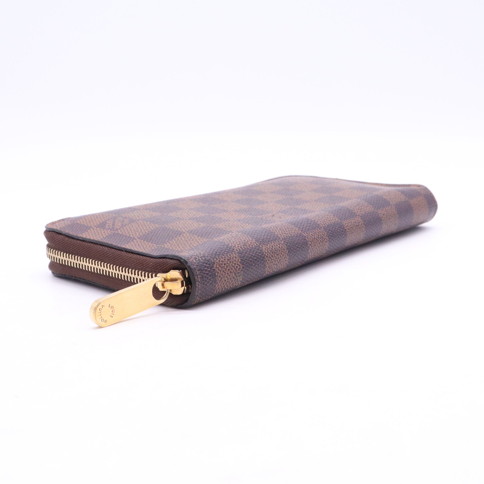 Damier Ebene Zippy Organizer Wallet W20731