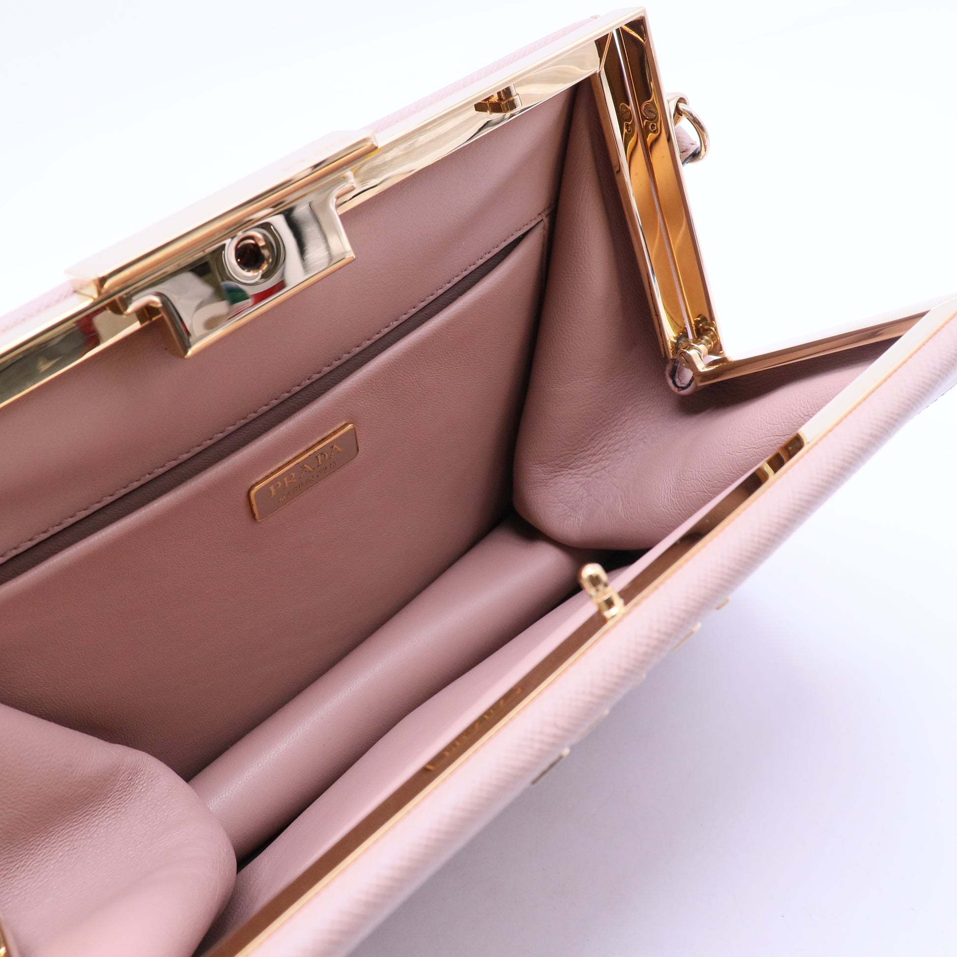 Saffiano City Calf Light Frame Bag B12309