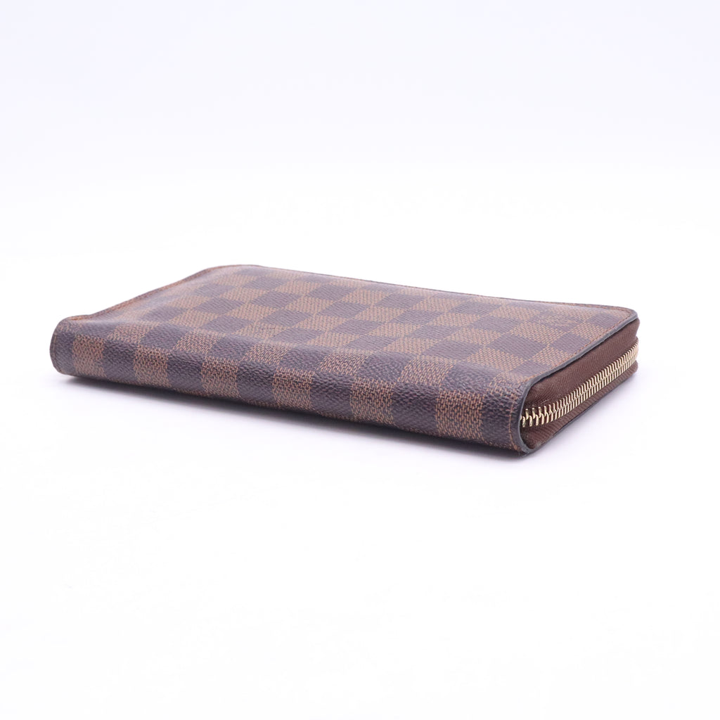 Damier Ebene Zippy Organizer Wallet W20731