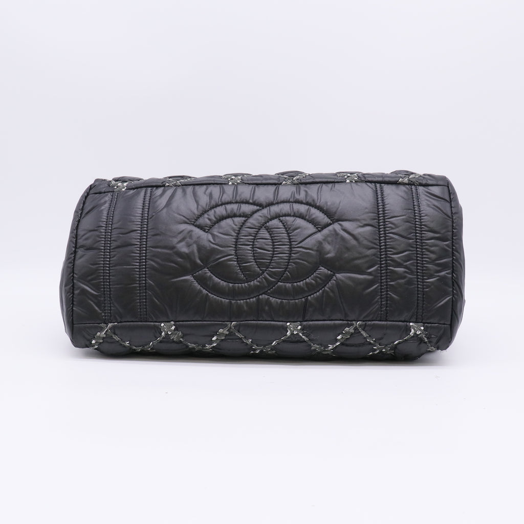 Chanel Nylon Quilted Tweed Stitch Bubble Tote Black twins B22981