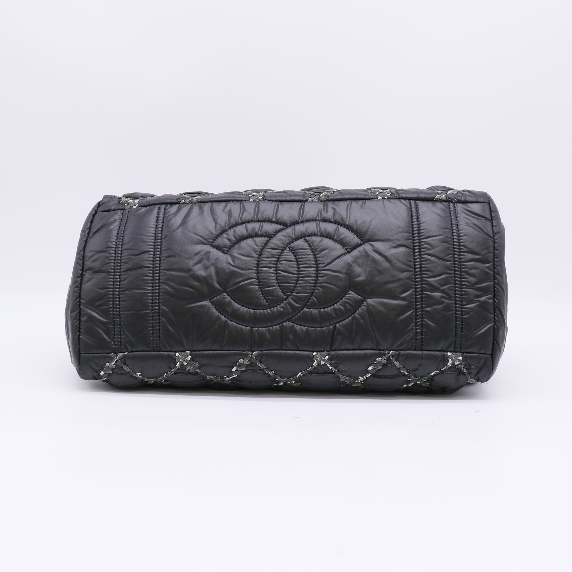 Chanel Nylon Quilted Tweed Stitch Bubble Tote Black twins B22981
