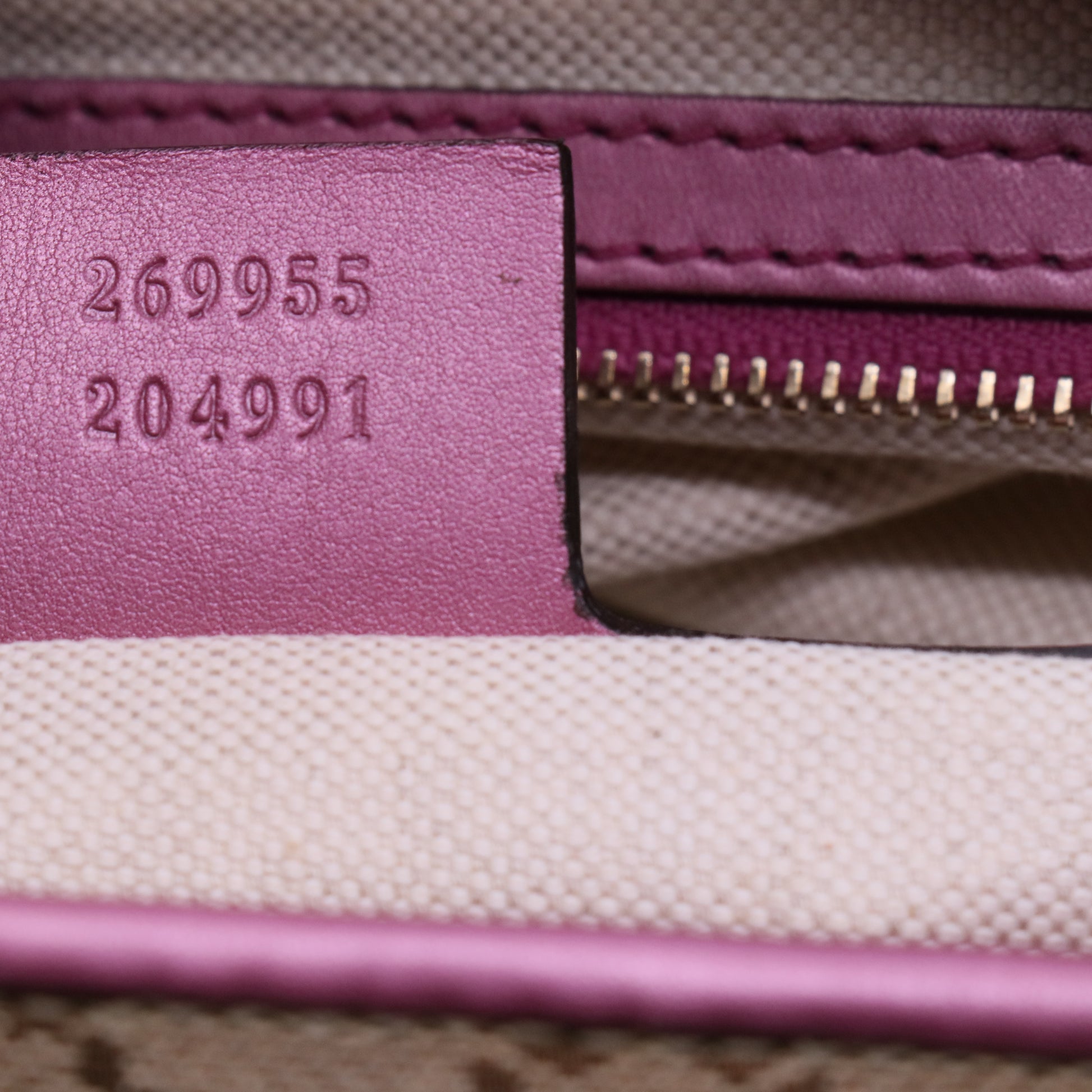 Gucci GG Canvas Heart Bit Charm Bag B21223