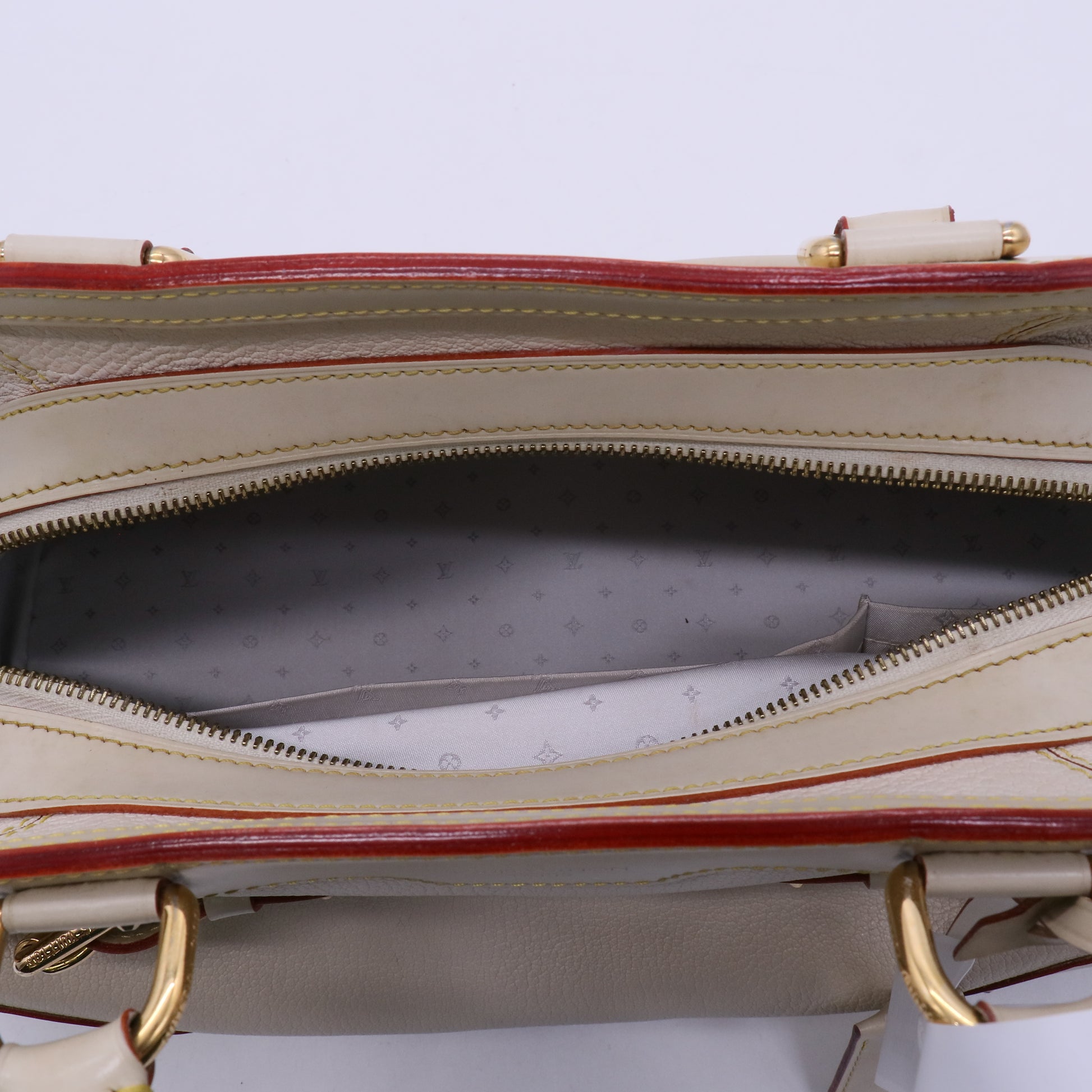 Louis Vuitton Suhali Le Radieux Black  B21229