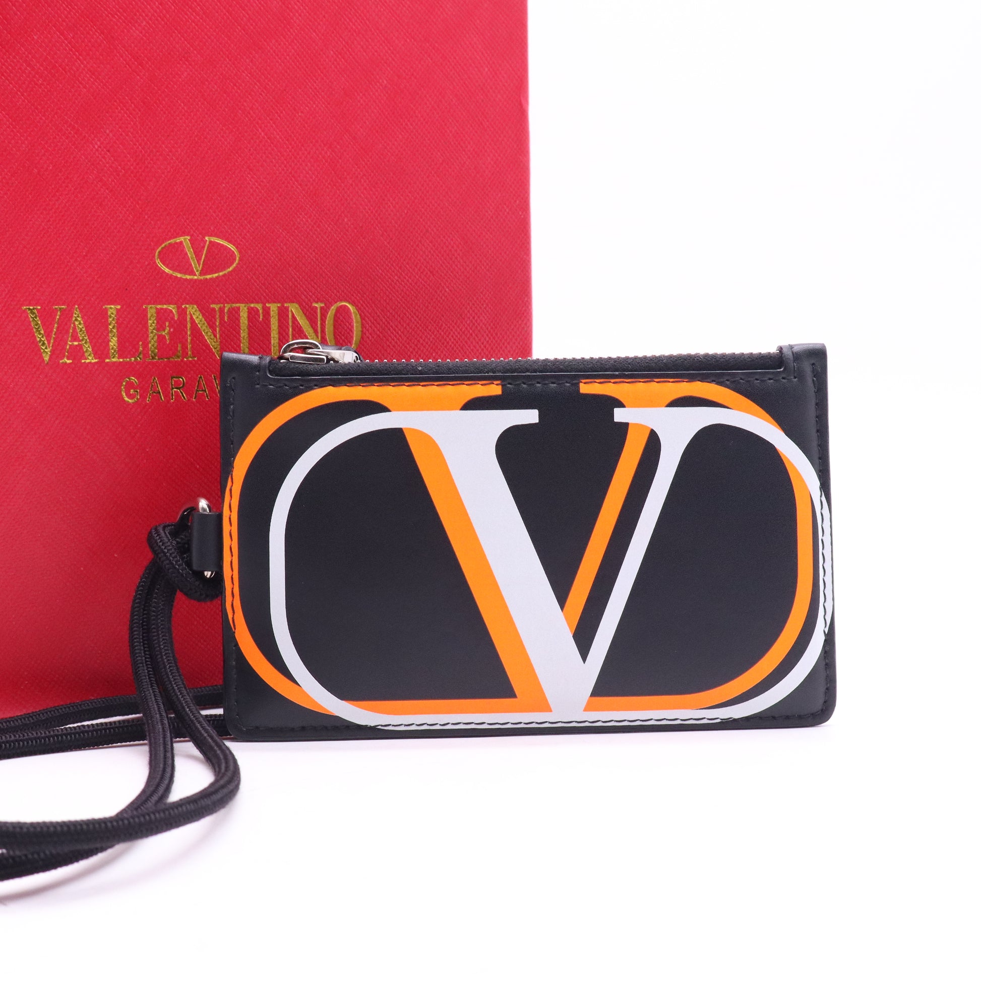Valentino Black Leather V Logo Signature 3D Zip Pouch W21128