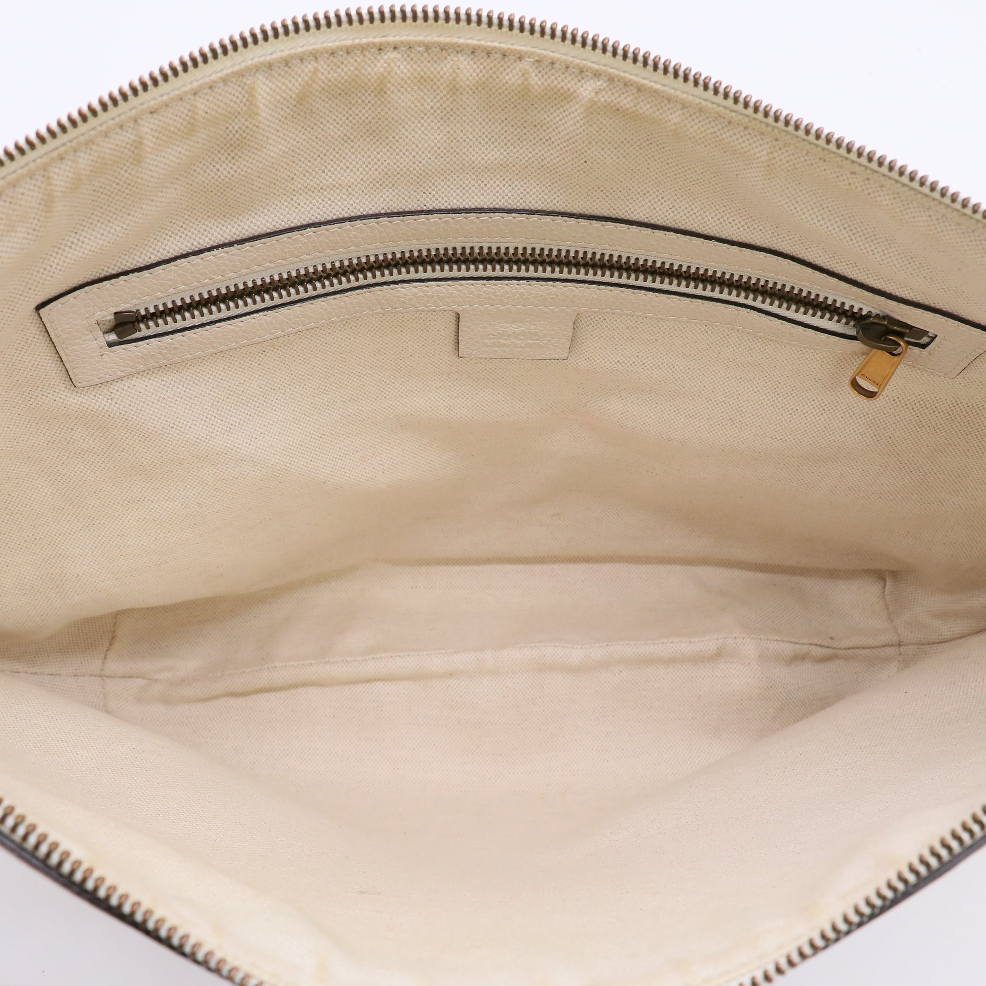 Gucci White Pebbled Leather Logo Print Half Moon Hobo Bag LDZ157