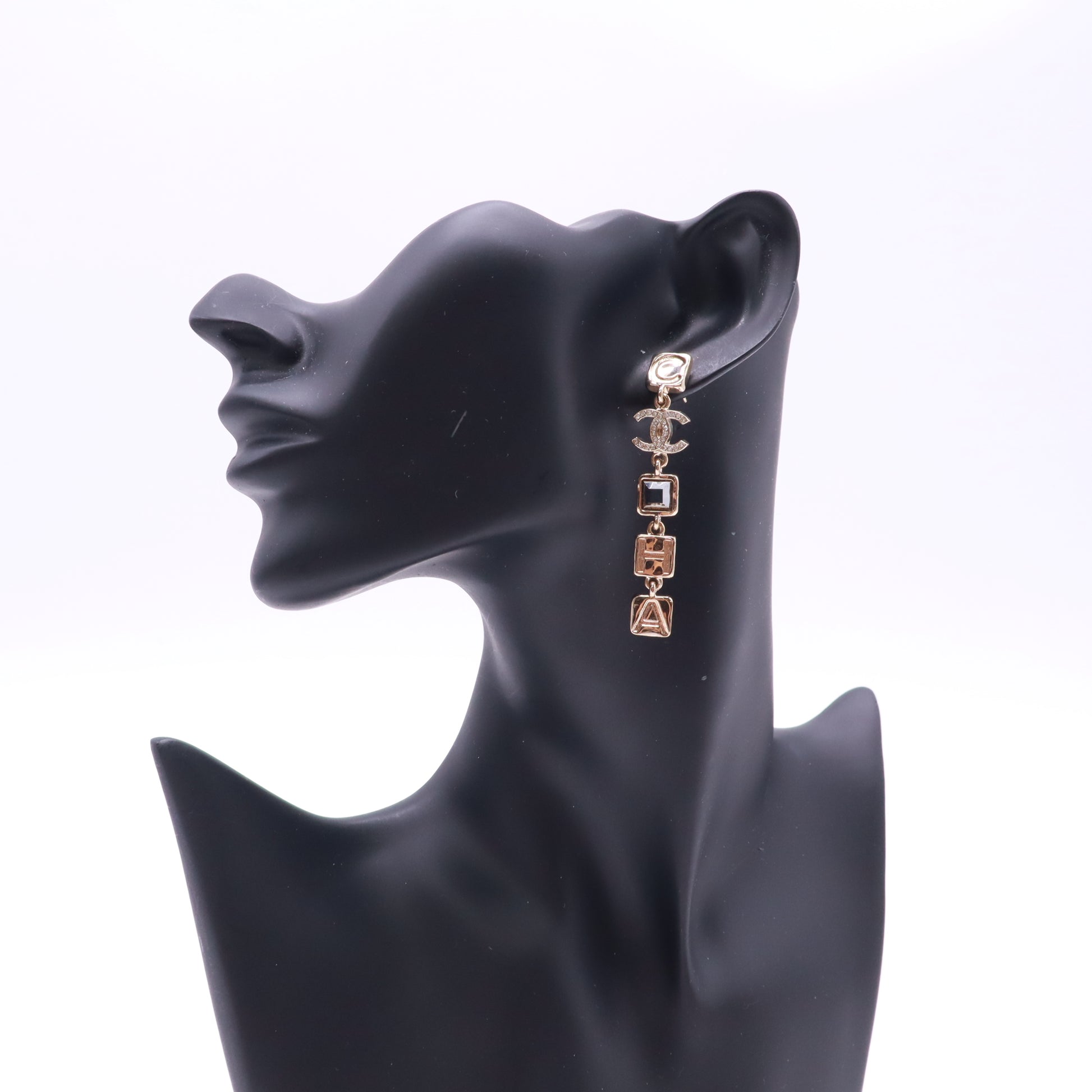 Chanel Strass Geometric Logo Drop Earrings W22905