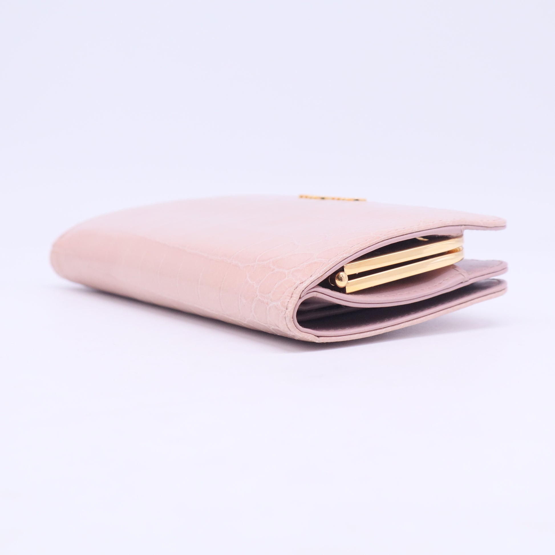 Pink Croc Embossed Leather Twisted Lock Wallet W20551