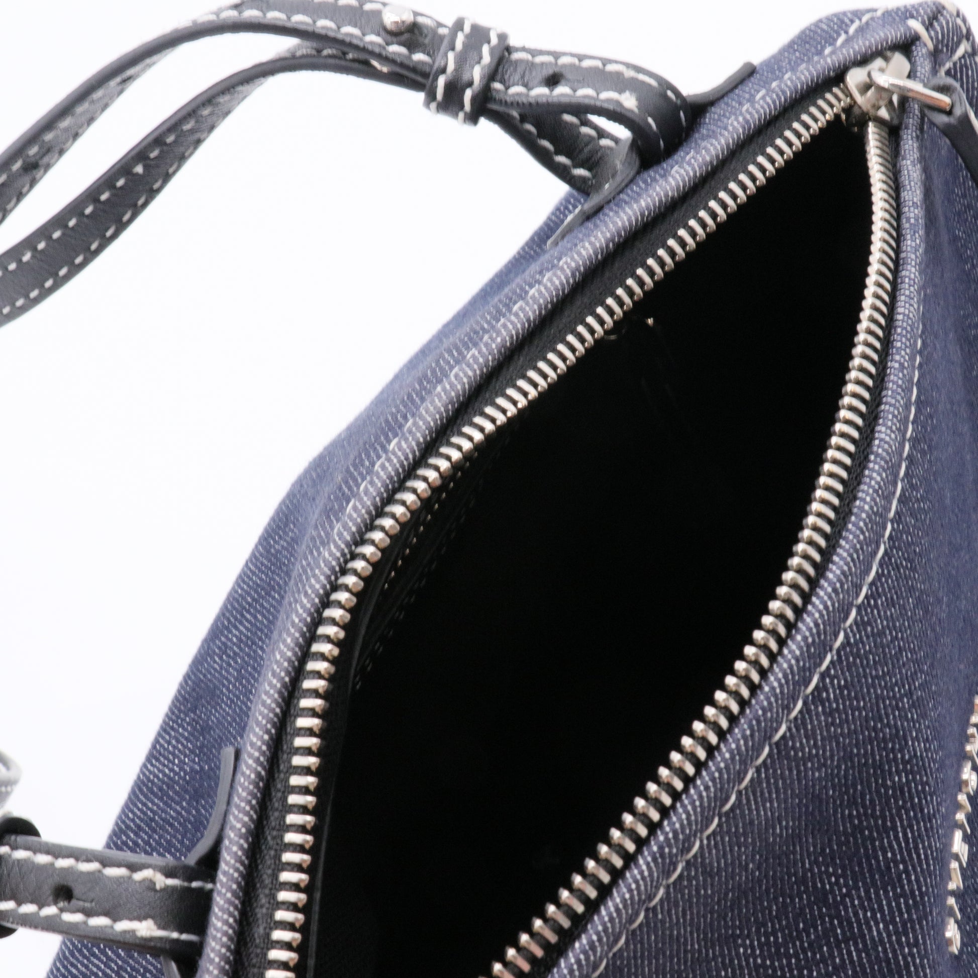B10995  Givenchy pendora Denim for Gisel