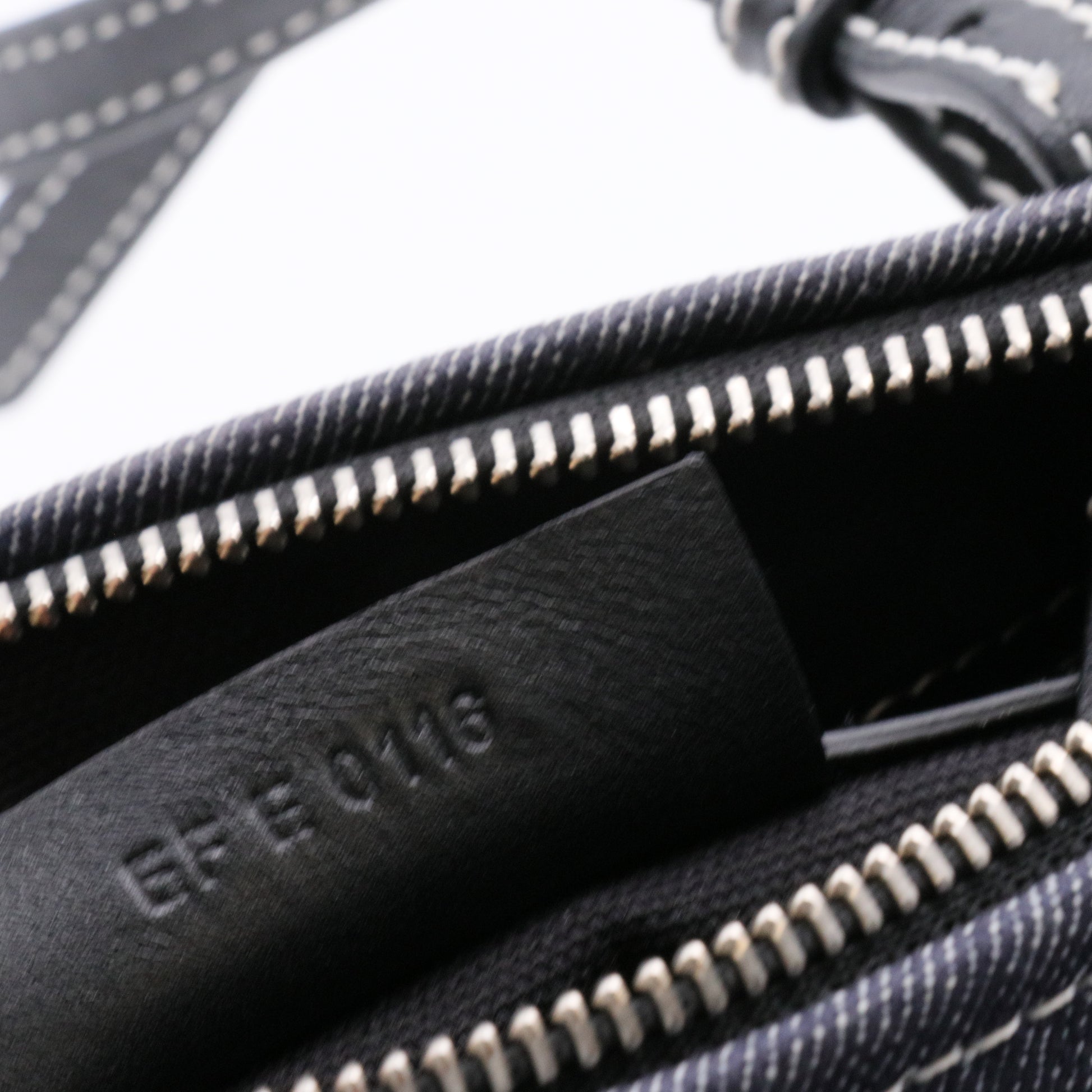 B10995  Givenchy pendora Denim for Gisel