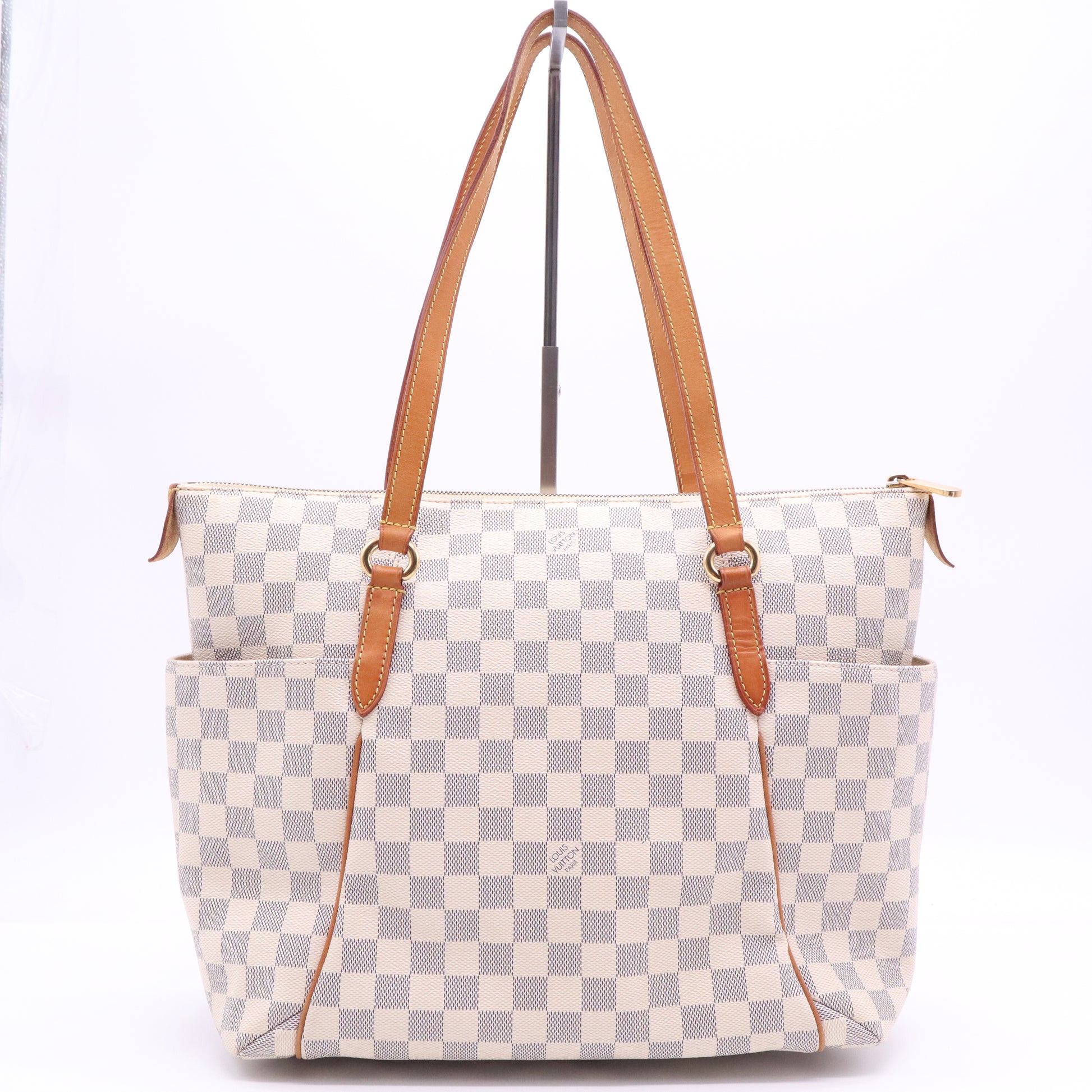 Damier Azur Totally MM B20720