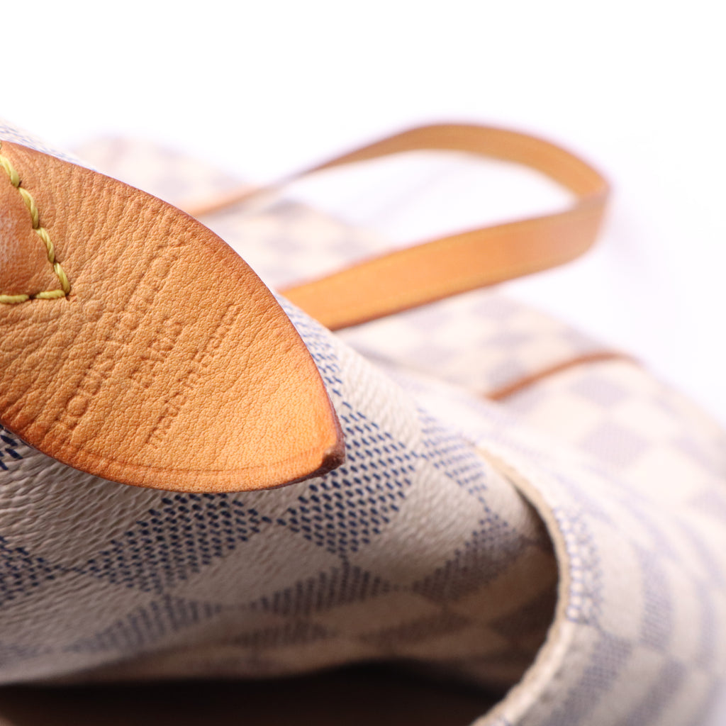 Damier Azur Totally MM B20720
