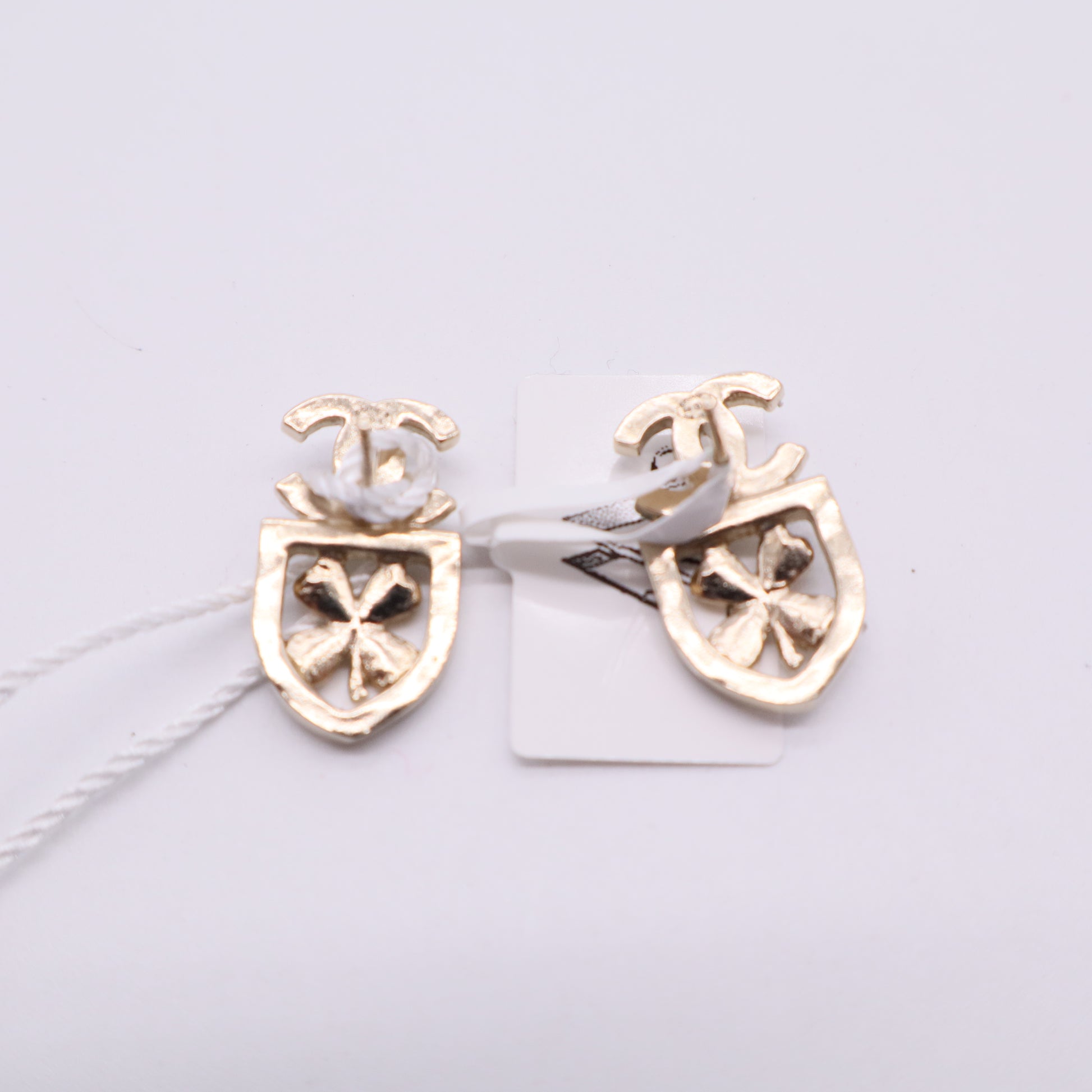 Vintage Clip-On Earrings Clip-On Gold-Tone Metal Twins LDJ2594