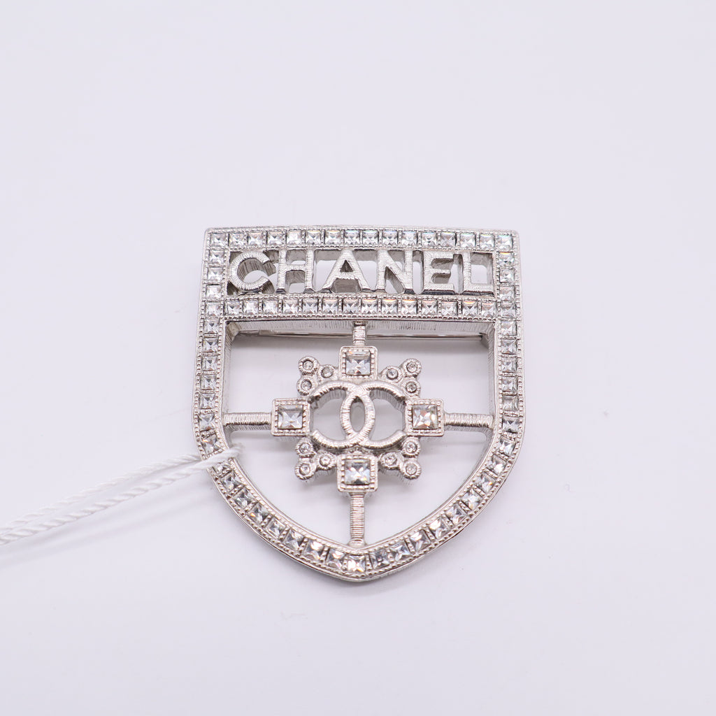 Crest Emblem Rhinestone Brooch Twins LDJ2591