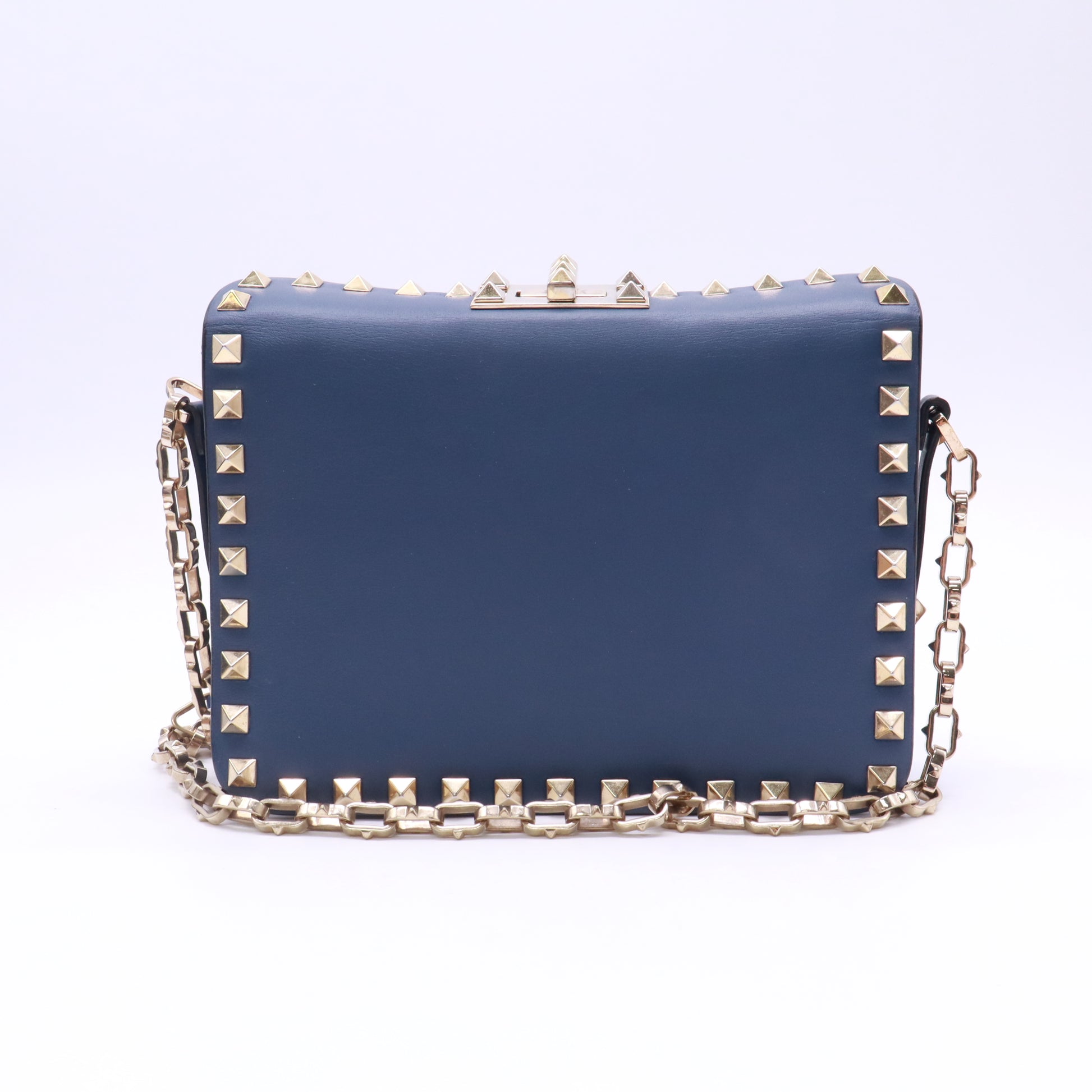 Valentino Garavani Rockstud Chain Pouch Crossbody Bag B23371