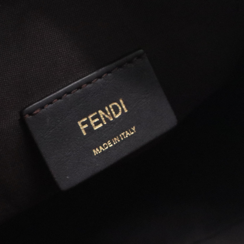 Zucca FF Crossbody Bag (GISEL)