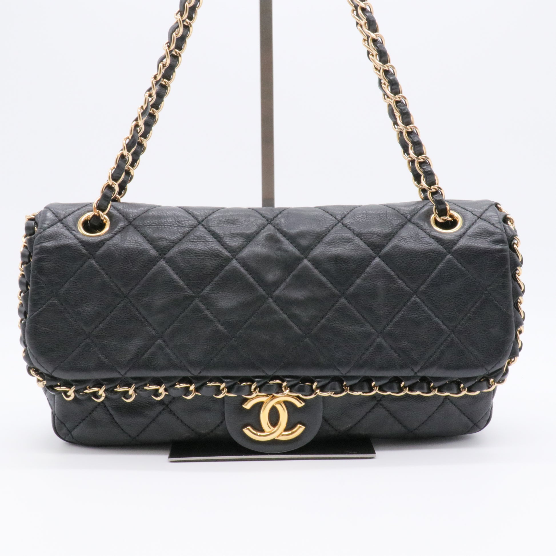 Chain Me Flap Bag Quilted Calfskin Jumbo